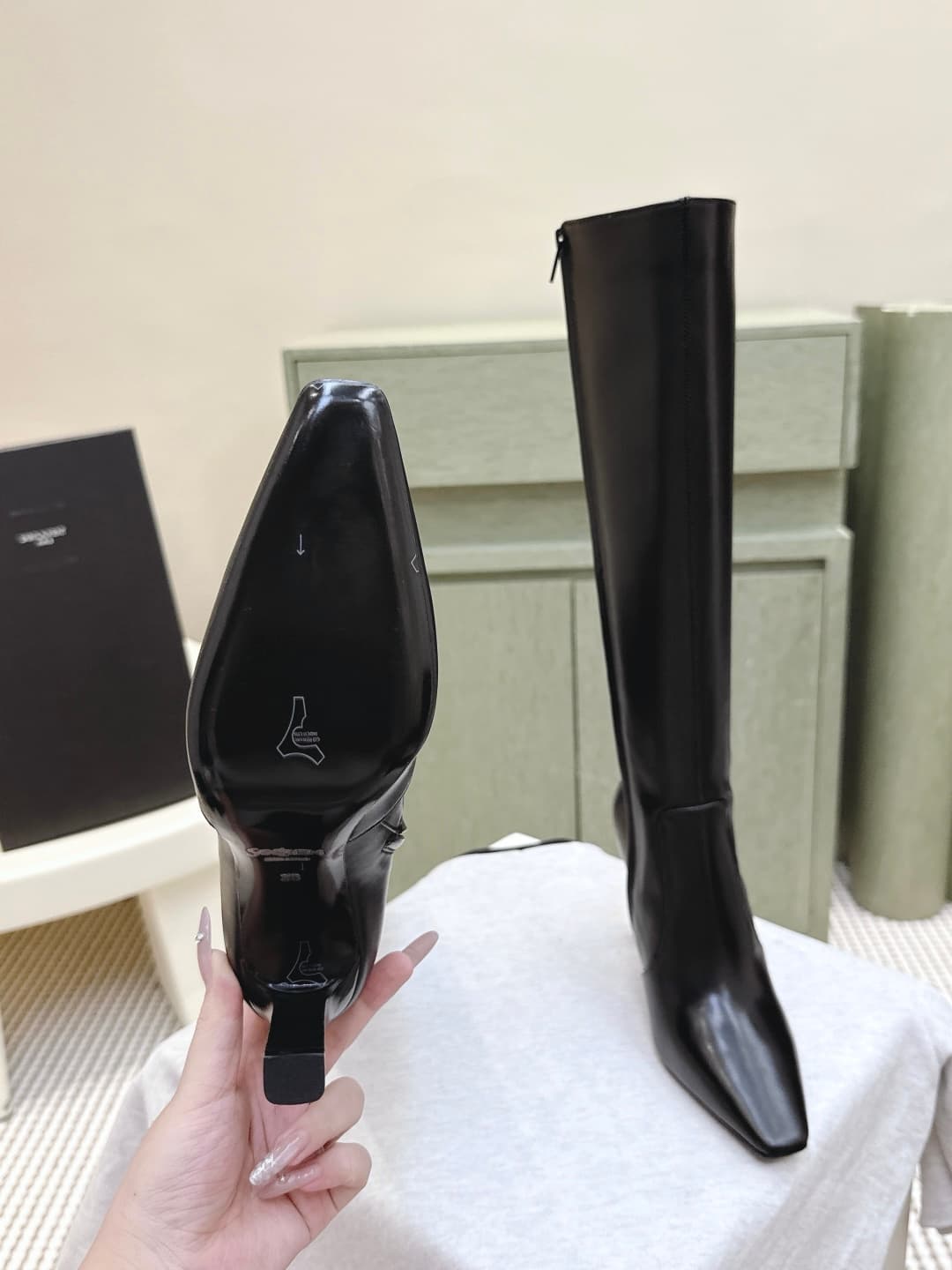 D12071 Buyer’s level | D093🦁 Elegant and stylish Saint Laurent new models with square toe, high heels of various lengths. Who doesn’t need a pair of new boots in early autumn? In the romantic autumn season, wearing a pair of boots or sneakers is absolutel — image 6