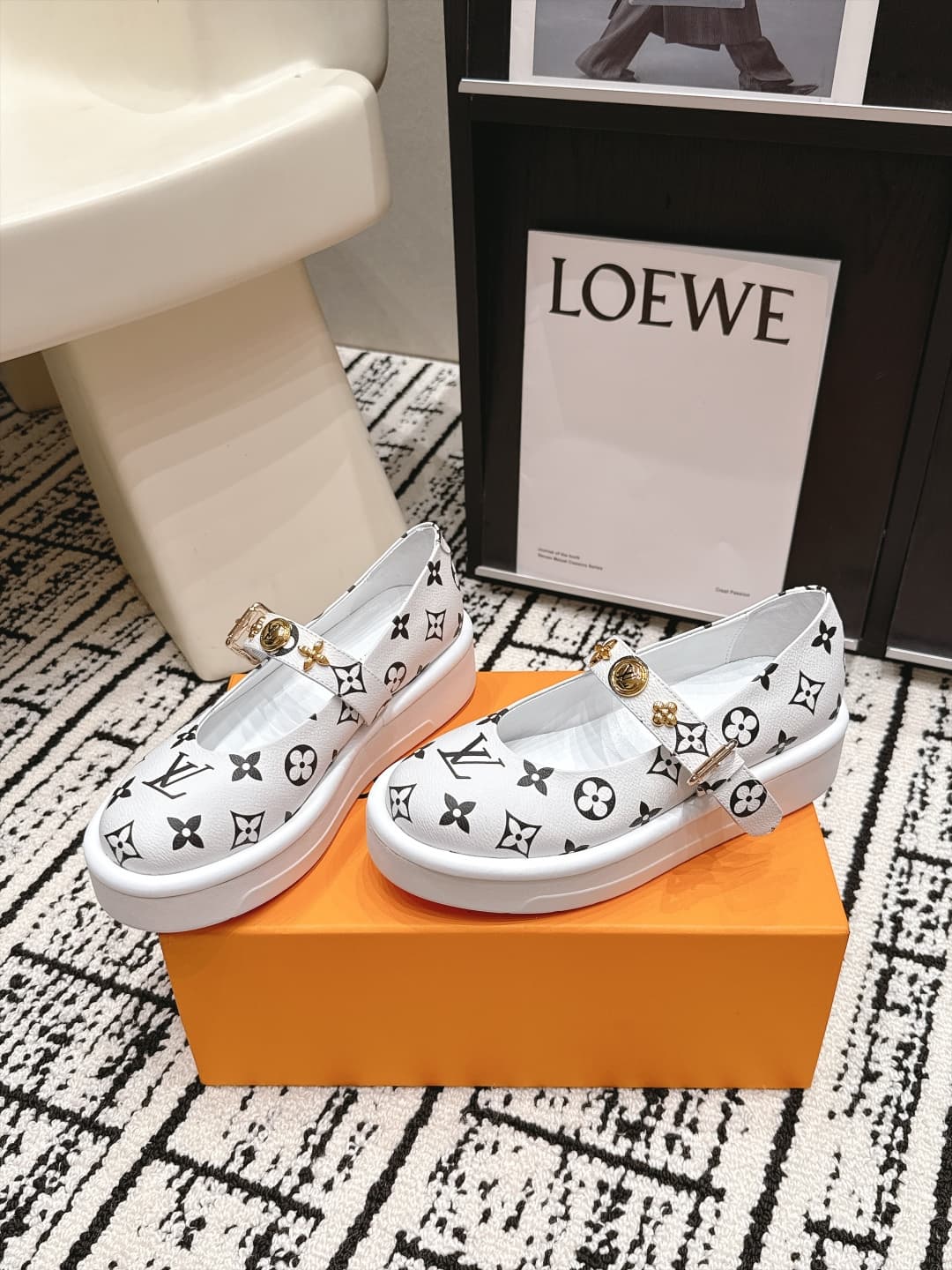 D8960 Buyer-level — image 3