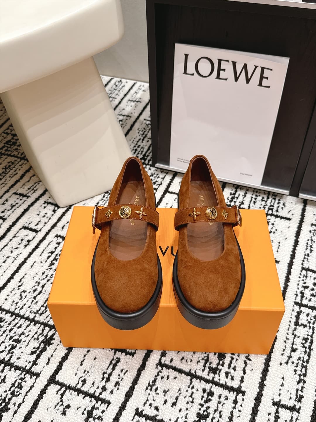 D8956 Expedited purchasing level — image 1