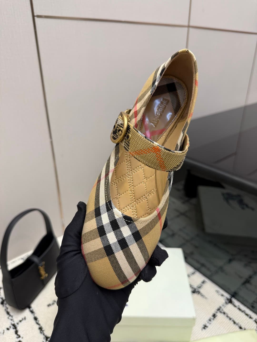 D3161 Burberry / Burberry 26WF New Product — image 8
