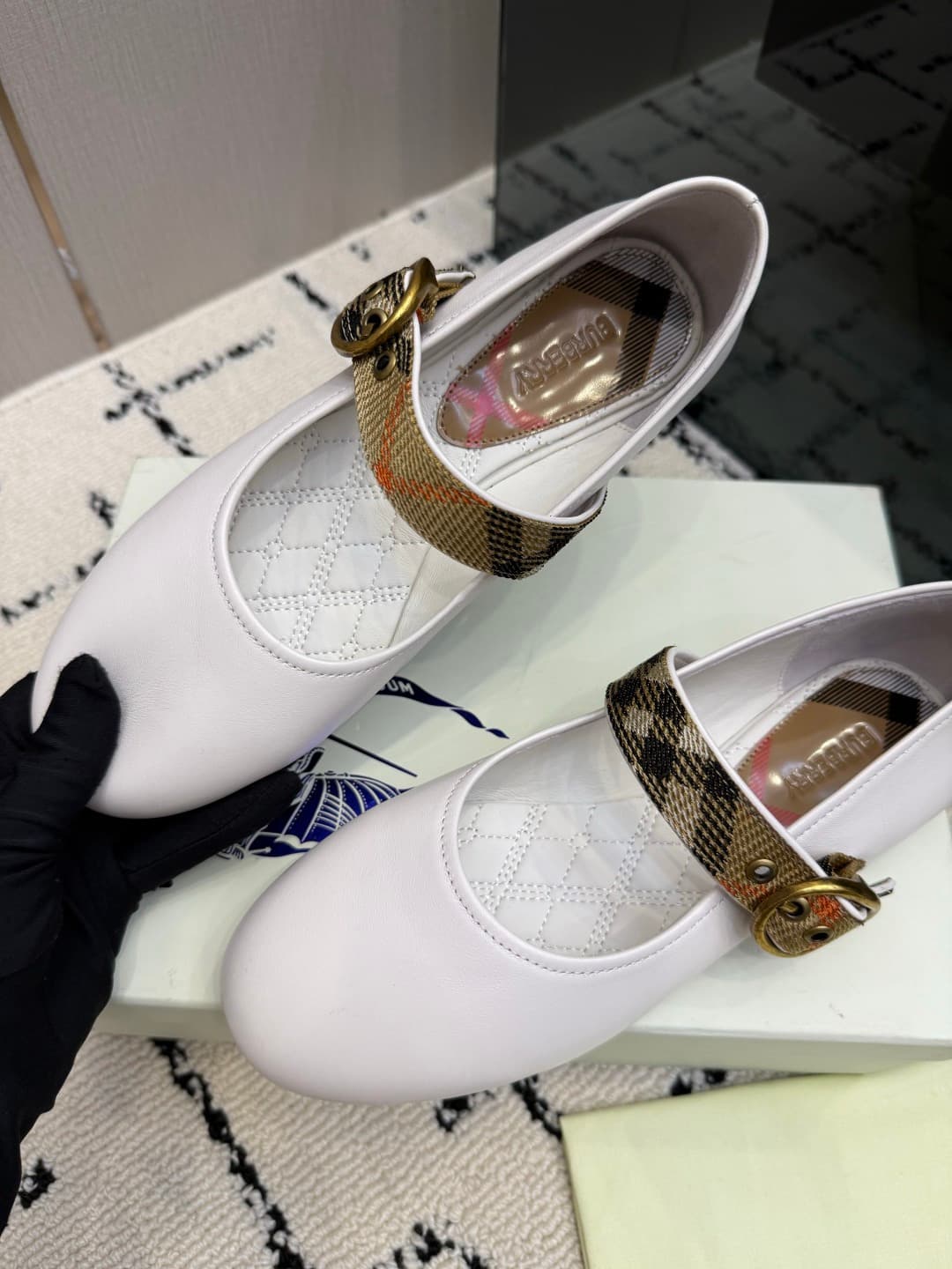 D3160 Burberry / Burberry 26WF New Product — image 6