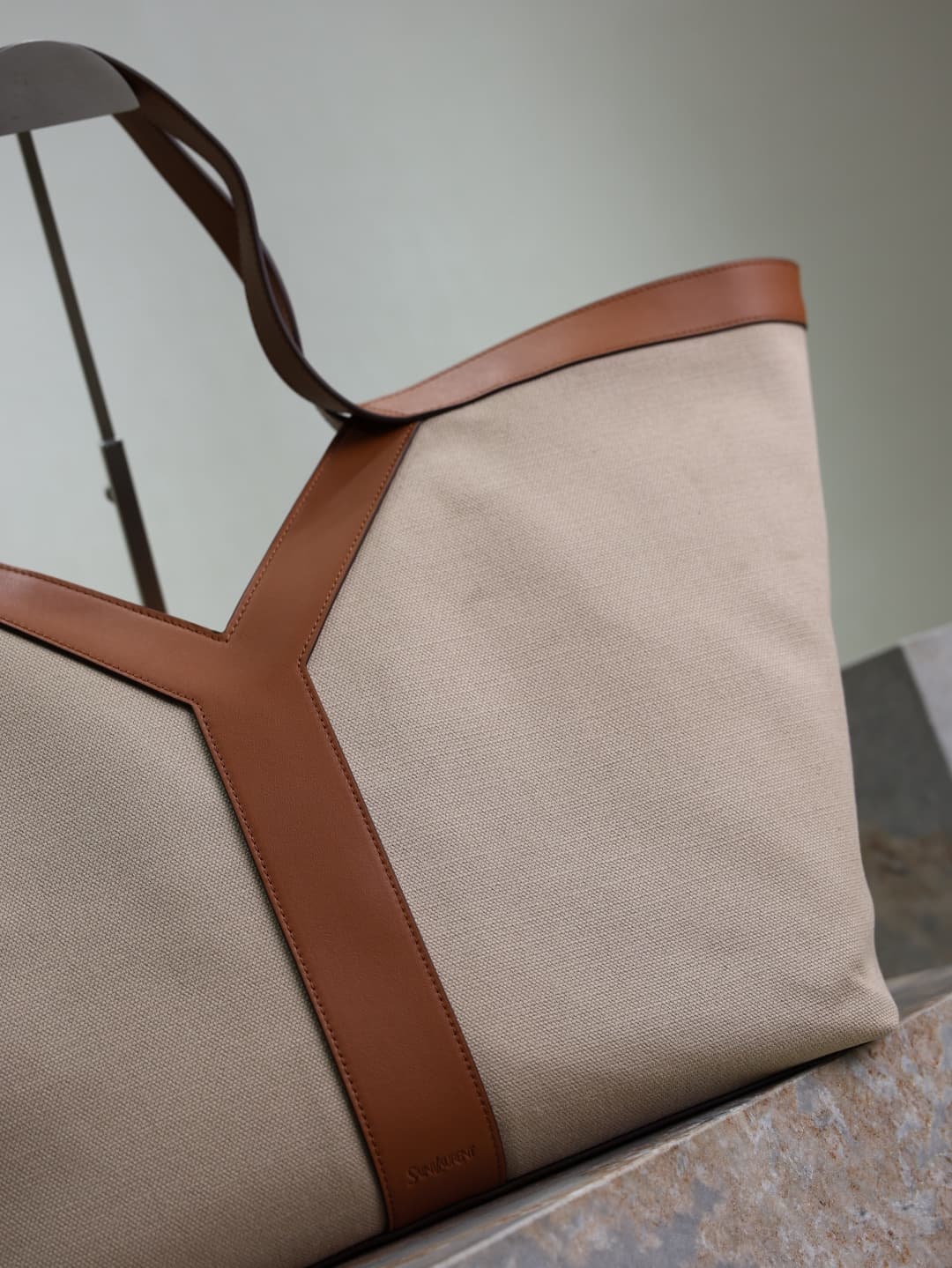 C8526 Earthy yellow cowhide paired with cotton and linen· — image 3