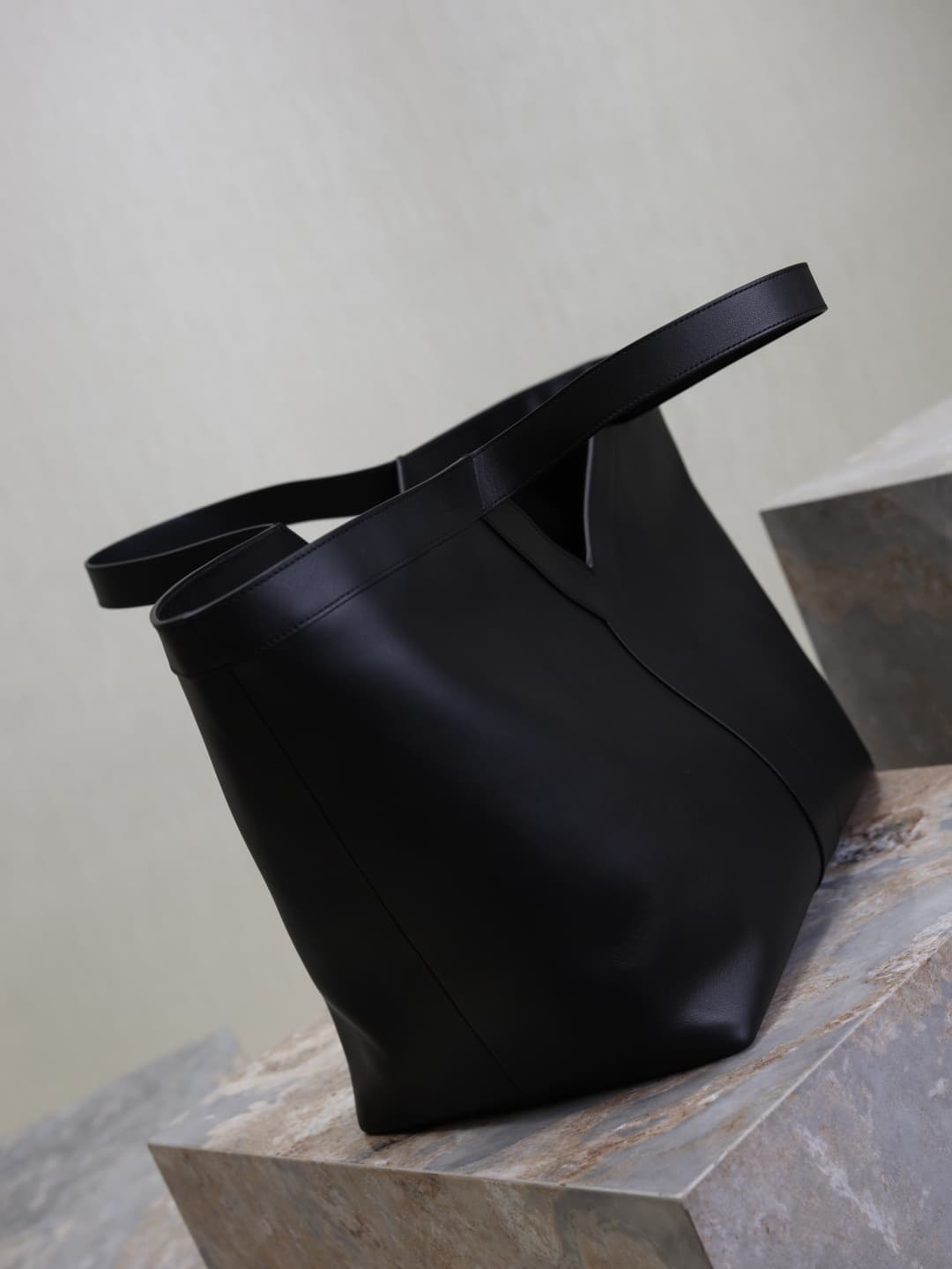 C8529 Black· — image 7