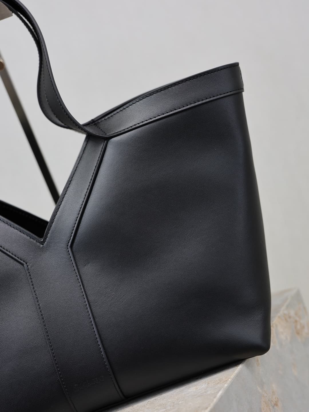 C8534 “Y” small shopping bag· — image 4