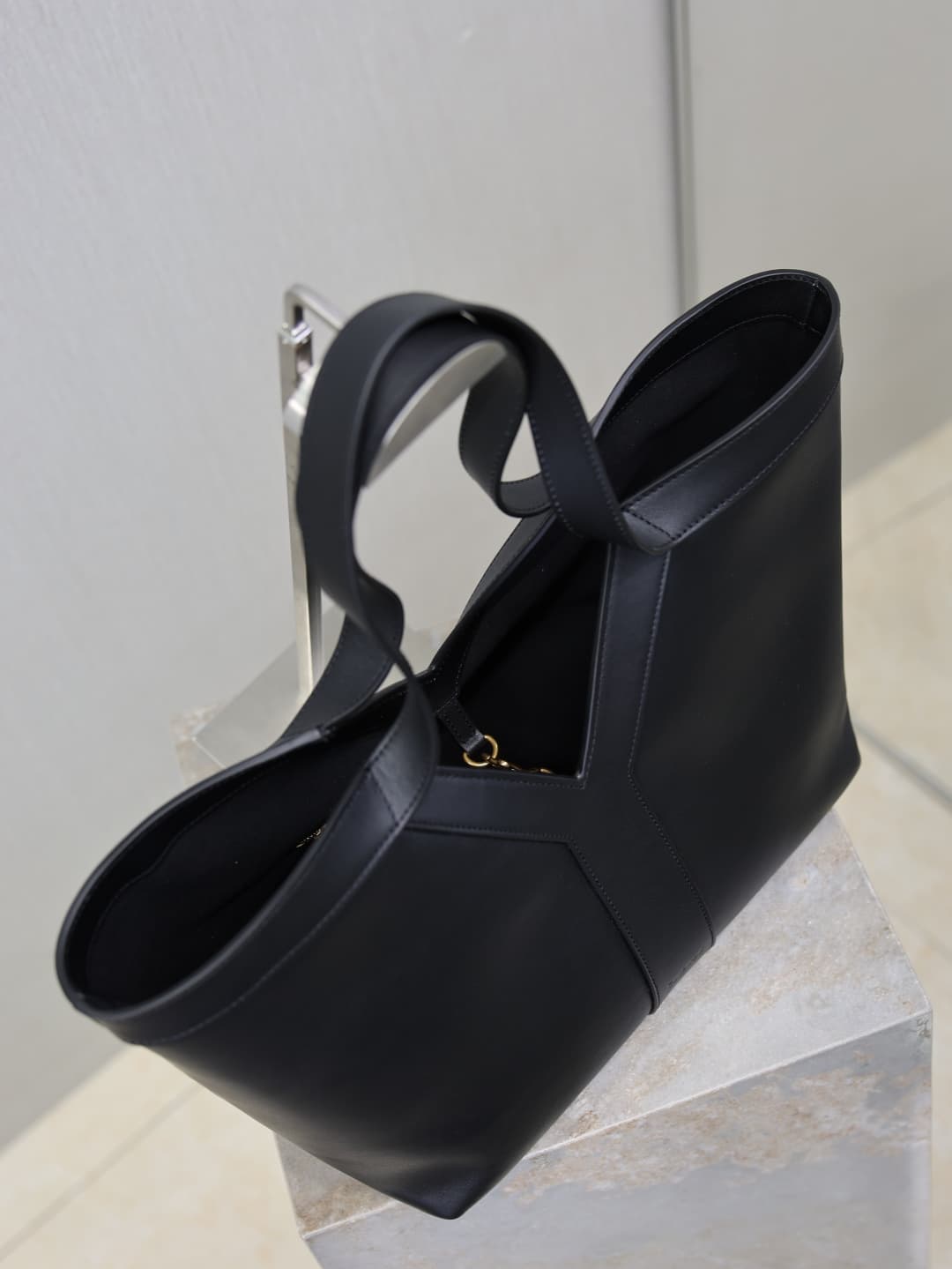 C8534 “Y” small shopping bag· — image 8