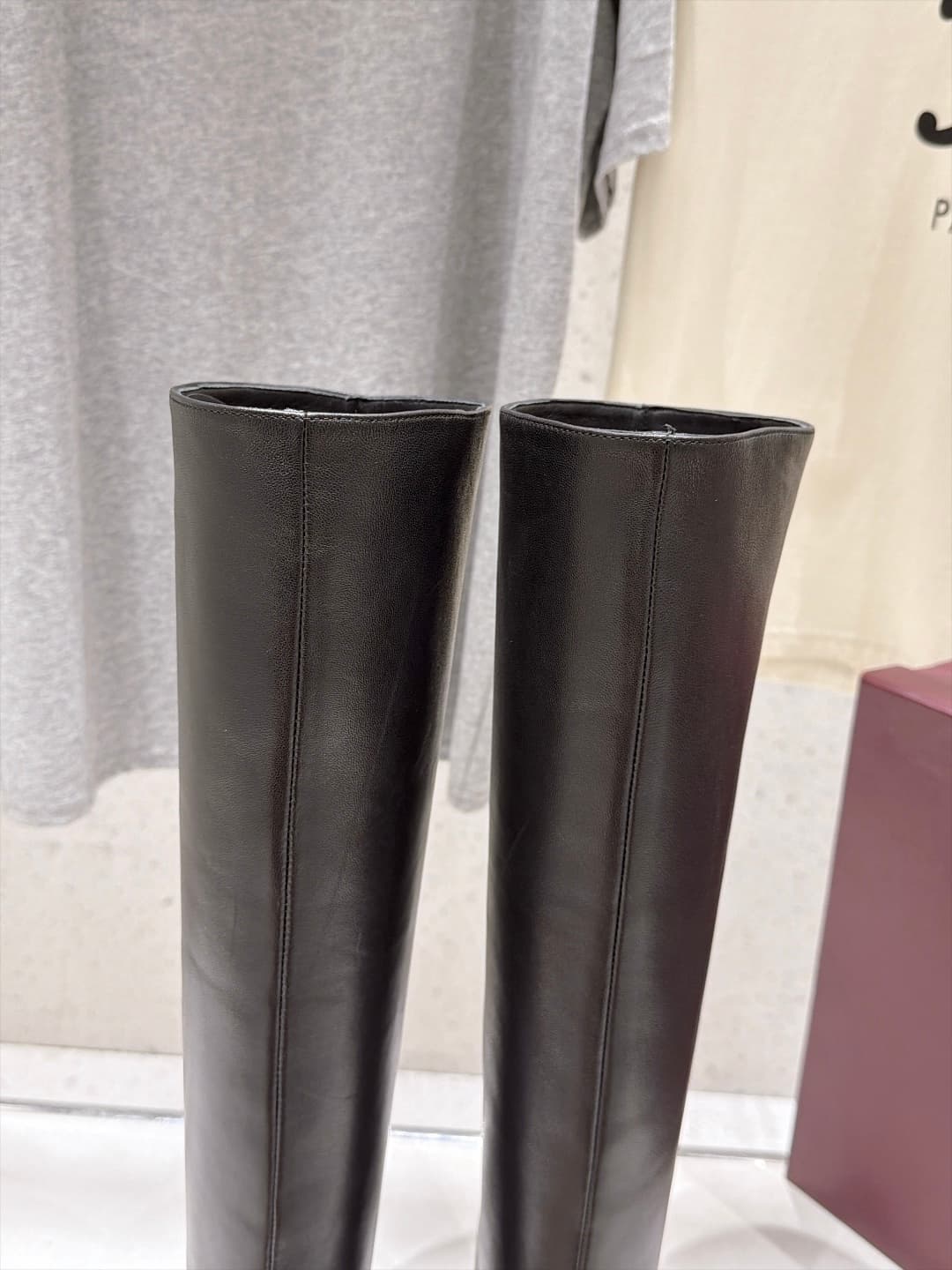 D7106 High-version products are produced on the factory floor — image 7