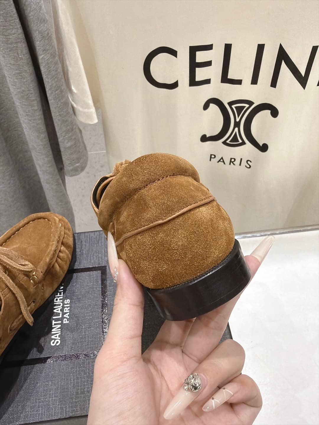 D12260 High-version products produced on the factory floor; men’s size + 20 — image 8