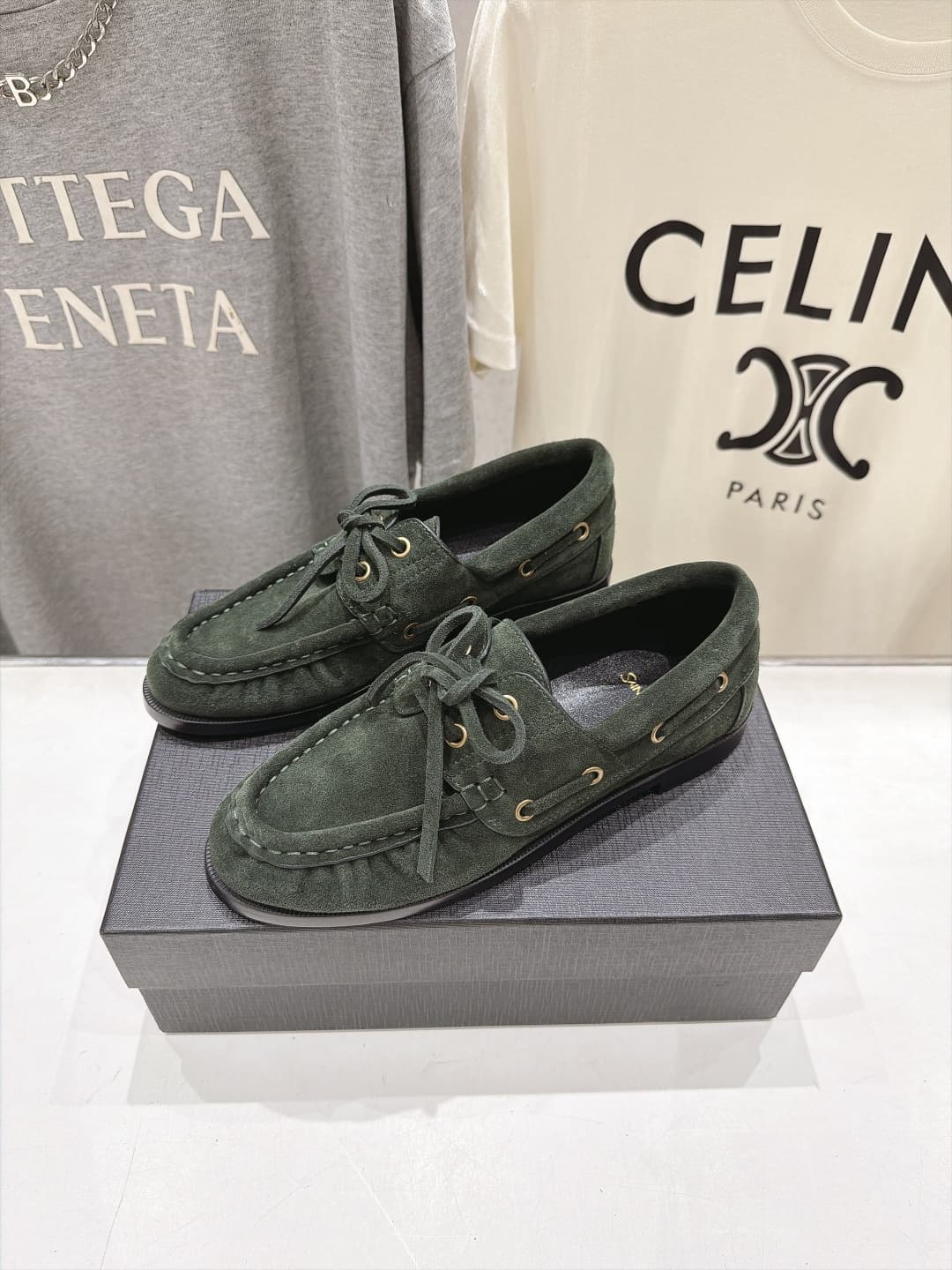 D12258 High-version products produced on the factory floor; men’s size + 20 — image 4