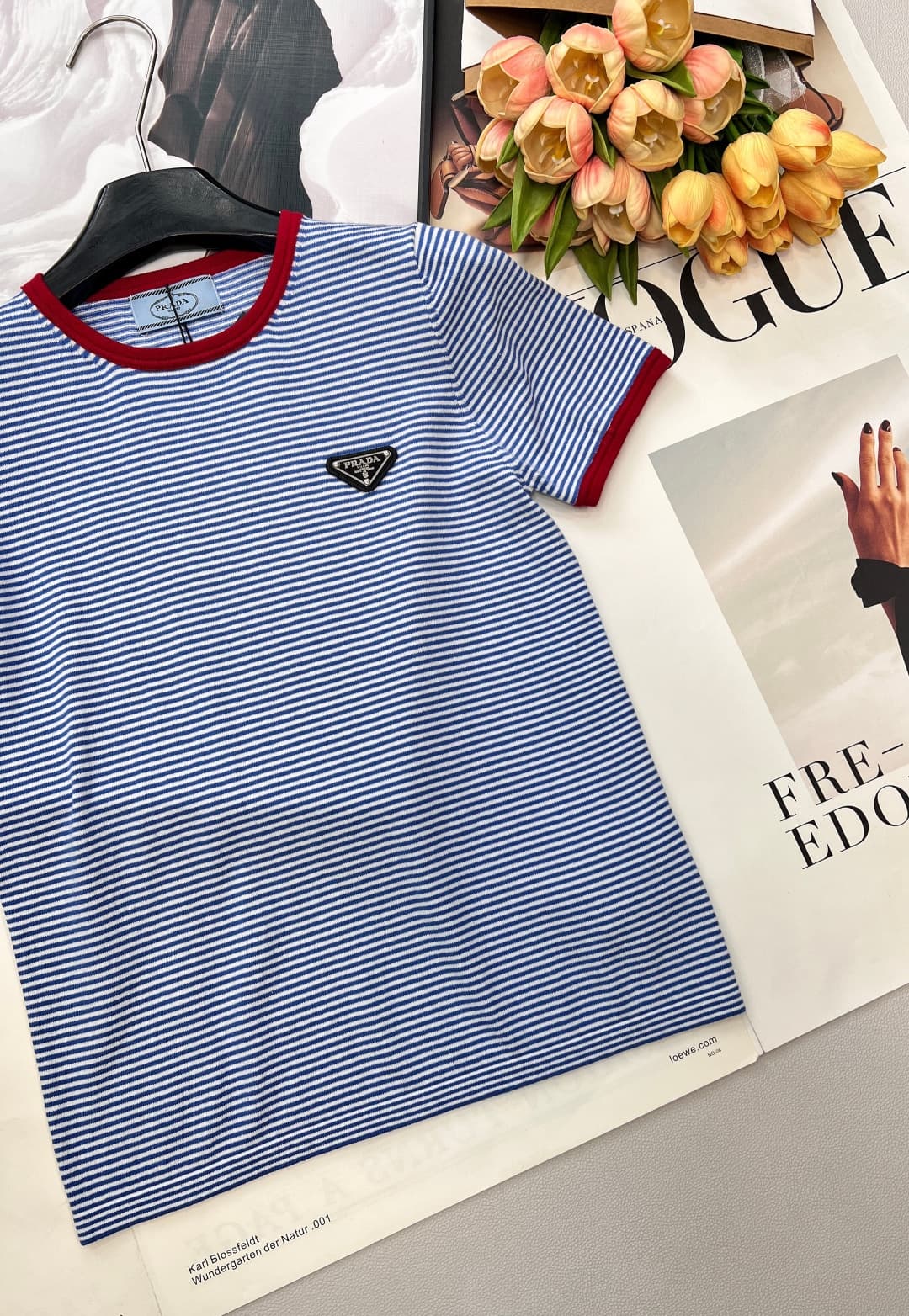 C18568 🆕 New Prada vintage/retro short sleeves, red and blue contrast colors + triangular logo. The classic blue and white stripes create a fresh aesthetic. The red knotted details on the collar and cuffs add a dynamic touch, breaking monotony and making  — image 6