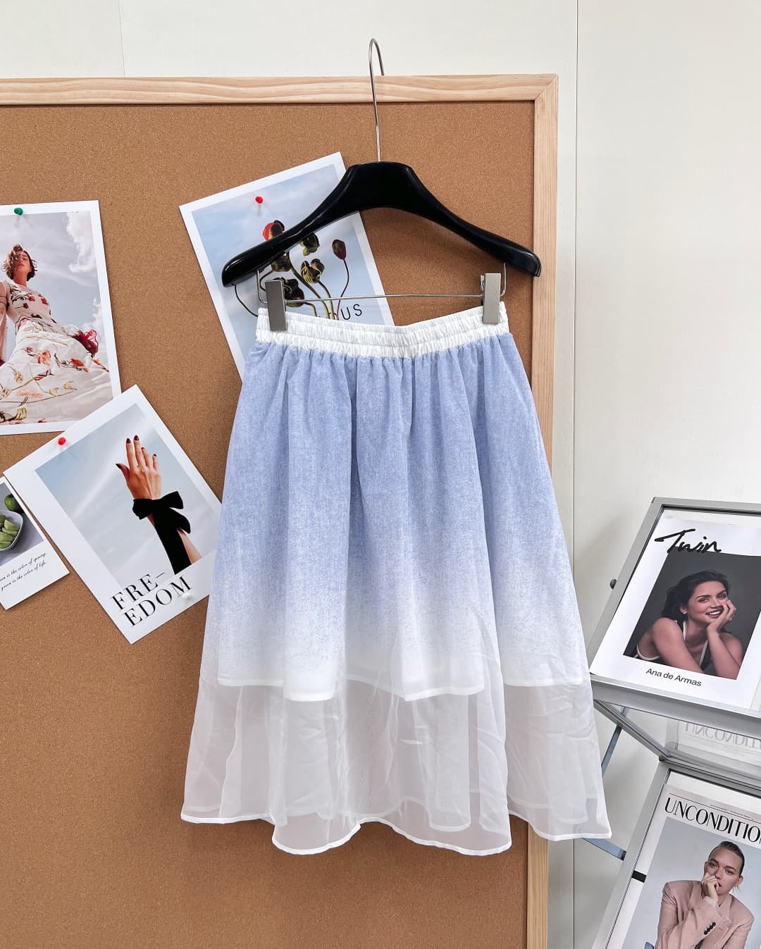 C18435 🆕PRADA26 New gradient acetate chiffon mid-dress – the most ethereal mid-dress of this year 🧚‍♀️. A must-have item for a fresh summer outfit! — image 2
