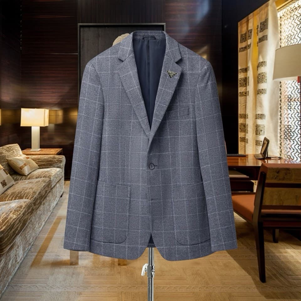 C17929 High-end product 100% wool fabric 【Prada PRADA】100% wool fabric. New autumn/winter suits made of comfortable wool fabric! A stylish casual/one-piece suit that exudes elegance. This high-quality wool fabric is both attractive in appearance and excel — image 1