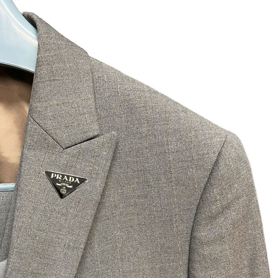 C17927 The preferred choice for business occasions! Essential formal attire for business negotiations and interviews! Wedding dresses! Highly recommended by stores! Best-selling products! [PRADA] High-end suit sets, identical to those on the official webs — image 4