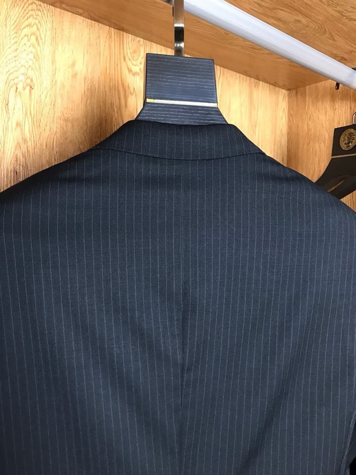 C17917 Shipped on the same day! EZ wool blazer! Fabric: 65% wool + 35% polyester. A stunning product ordered by a trading company for export! 😍 A premium item from Giorgio Armani’s channel. Part of the autumn/winter collection series, truly a star-level p — image 7