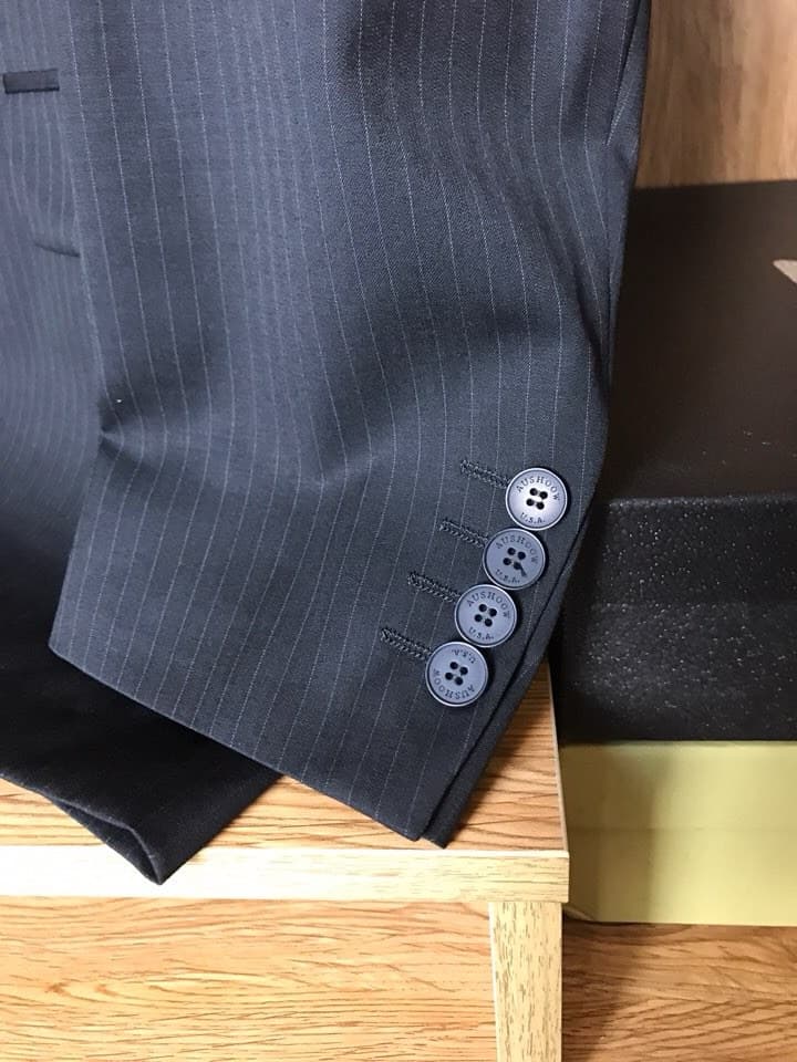 C17917 Shipped on the same day! EZ wool blazer! Fabric: 65% wool + 35% polyester. A stunning product ordered by a trading company for export! 😍 A premium item from Giorgio Armani’s channel. Part of the autumn/winter collection series, truly a star-level p — image 5