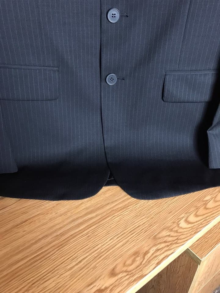 C17917 Shipped on the same day! EZ wool blazer! Fabric: 65% wool + 35% polyester. A stunning product ordered by a trading company for export! 😍 A premium item from Giorgio Armani’s channel. Part of the autumn/winter collection series, truly a star-level p — image 4