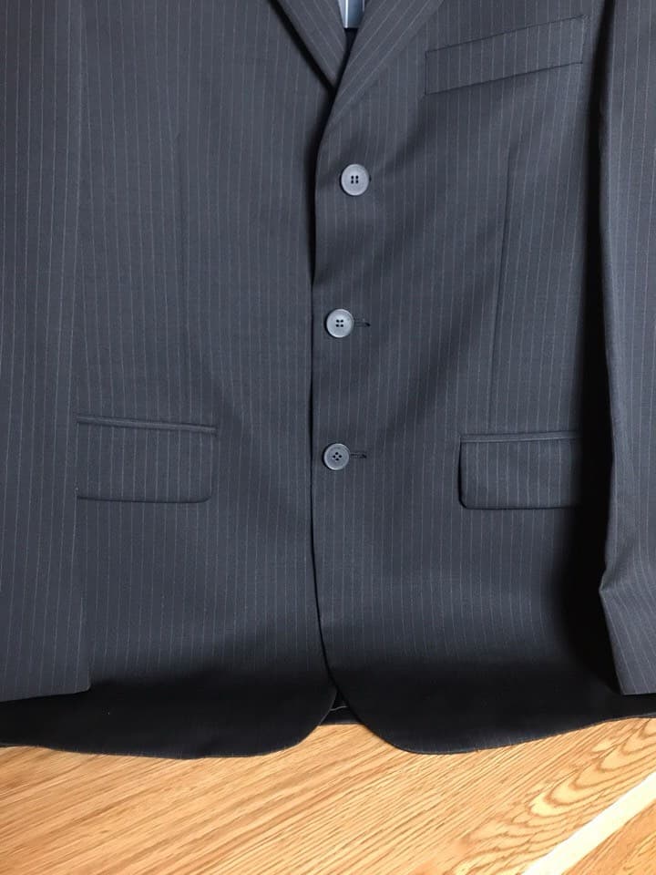 C17917 Shipped on the same day! EZ wool blazer! Fabric: 65% wool + 35% polyester. A stunning product ordered by a trading company for export! 😍 A premium item from Giorgio Armani’s channel. Part of the autumn/winter collection series, truly a star-level p — image 2