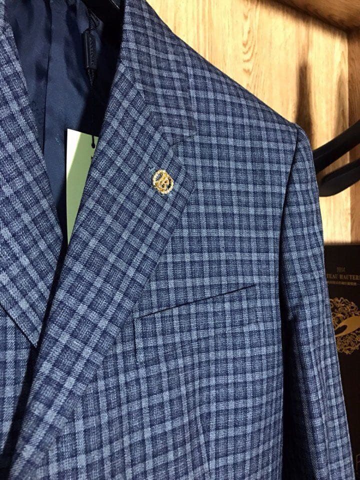 C17912 Wool blazer! Shipped on the same day! 【BURBERRY】 Material: 80% wool, 20% polyester. A great product for trade company export orders! 😍 A high-quality item from a renowned brand. Part of the 21SS autumn/winter collection – truly a star-level piece!! — image 4