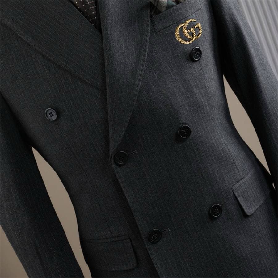 C17900 The perfect choice for business occasions! Essential formal attire for business negotiations and interviews! Wedding dresses! Highly recommended by stores! Top-selling products! 🔥 GUCCI】Original high-end suit sets – identical to those on the offici — image 6