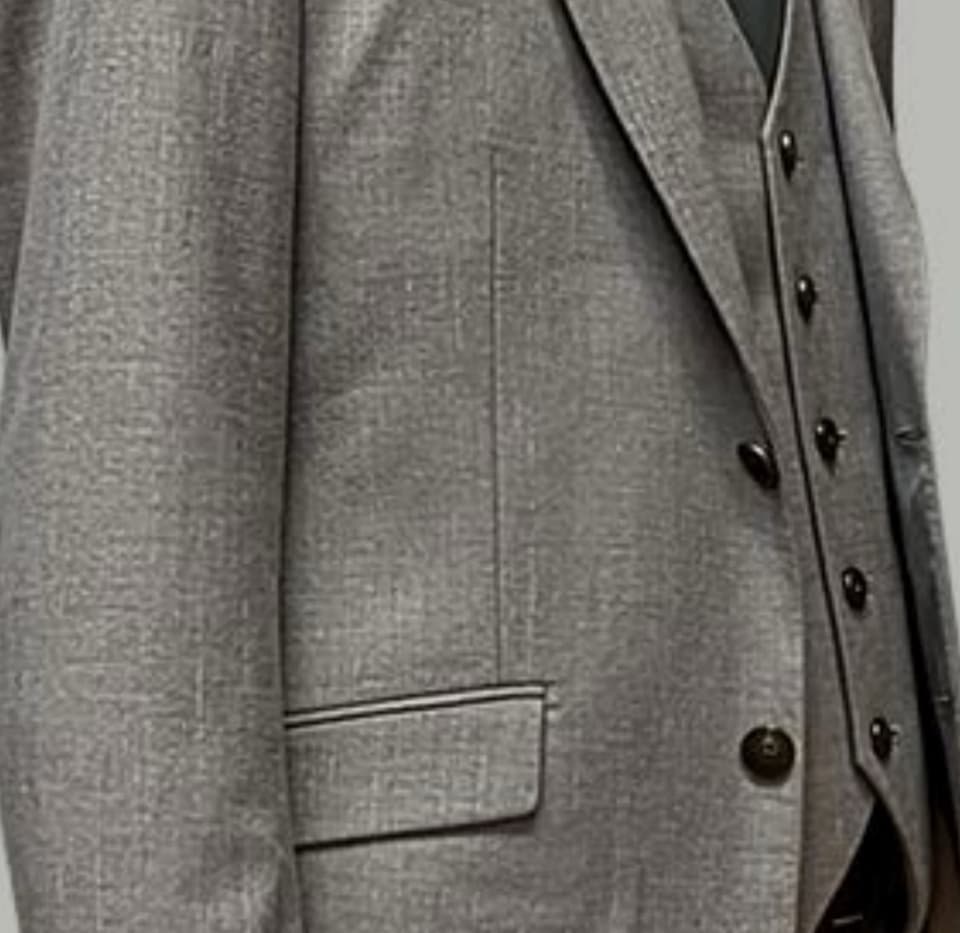 C17890 Ideal for business use! Essential formal attire for business negotiations and interviews! Wedding dresses! Highly recommended by stores! Top-selling products! 🔥 [Louis Vuitton] High-end suit sets from the original collections; identical to those on — image 8