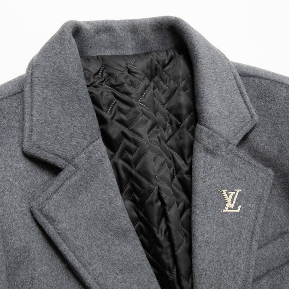 C17853 Highly recommended by the store! The best-selling item! 🔥 [LV Louis Vuitton] Real wool coat ⚡️ A high-end wool coat for men from a prestigious brand ⚡️ Top-quality craftsmanship from Europe and America – original items 🐂 The products are stored in  — image 4