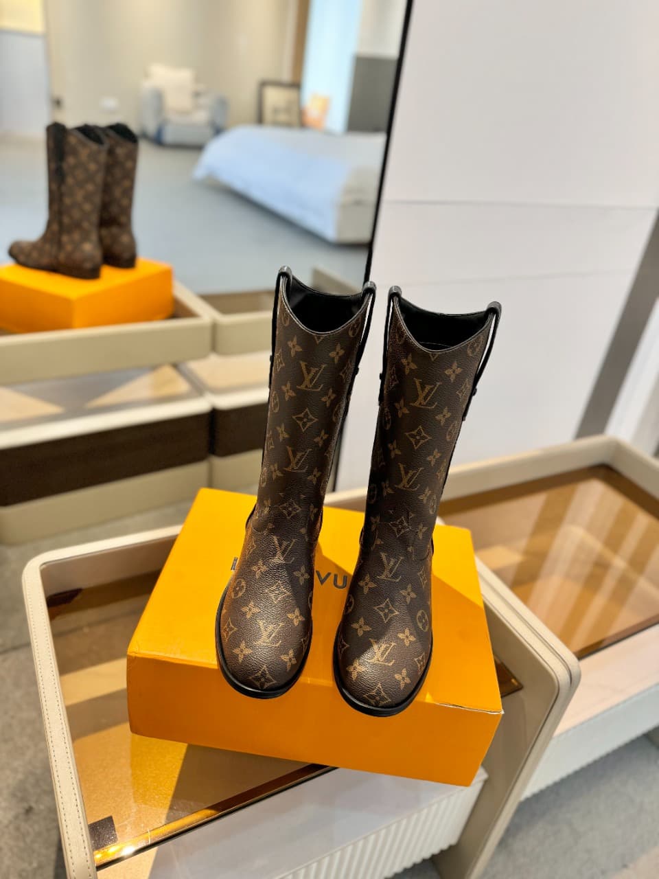 D8993 2026 – Latest collection/series. The latest autumn/winter online store collection features formal boots. All items are updated simultaneously; perfect fit, LV-style ribbed edges, intricate craftsmanship, and a design that exudes elegance. Original m — image 3