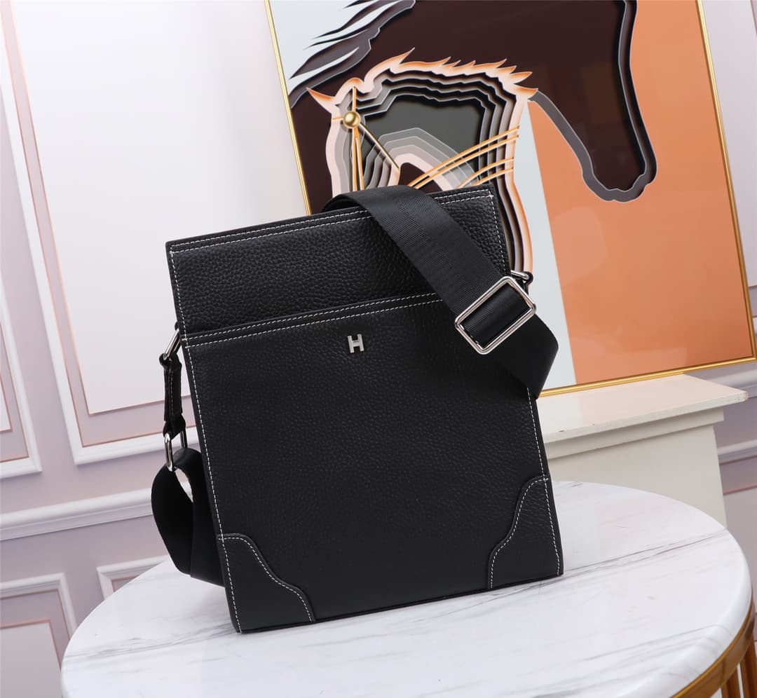 C4941 Hermes 🆕 Custom-made men's crossbody bag collection. Buying directly from the official website. Top-quality products, available for comparison with real products at stores. High-quality imported cowhide material, designed by renowned designers, craf — image 1