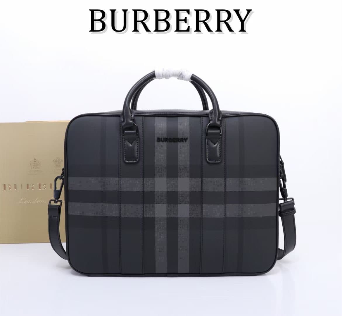C8231 -B brand’s latest briefcase is crafted from checked and Italian tanned leather, with a branded logo design. It can be carried in a handheld format, or using detachable straps for shoulder carrying. At least 30% of the materials used in this product — image 1