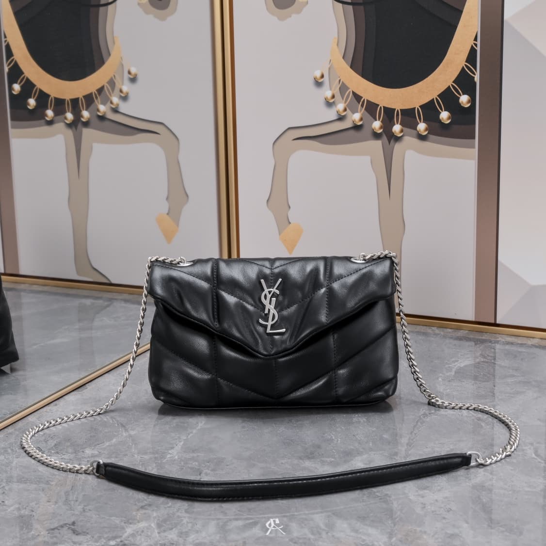 C8614 Mini-sized bag #23CM is here! Made of soft Italian lambskin, this bag features Y’s diagonal striped quilting pattern. It has a soft front flap pocket and a detachable shoulder strap – it can be used as a storage bag or as an underarm bag with adjust — image 1
