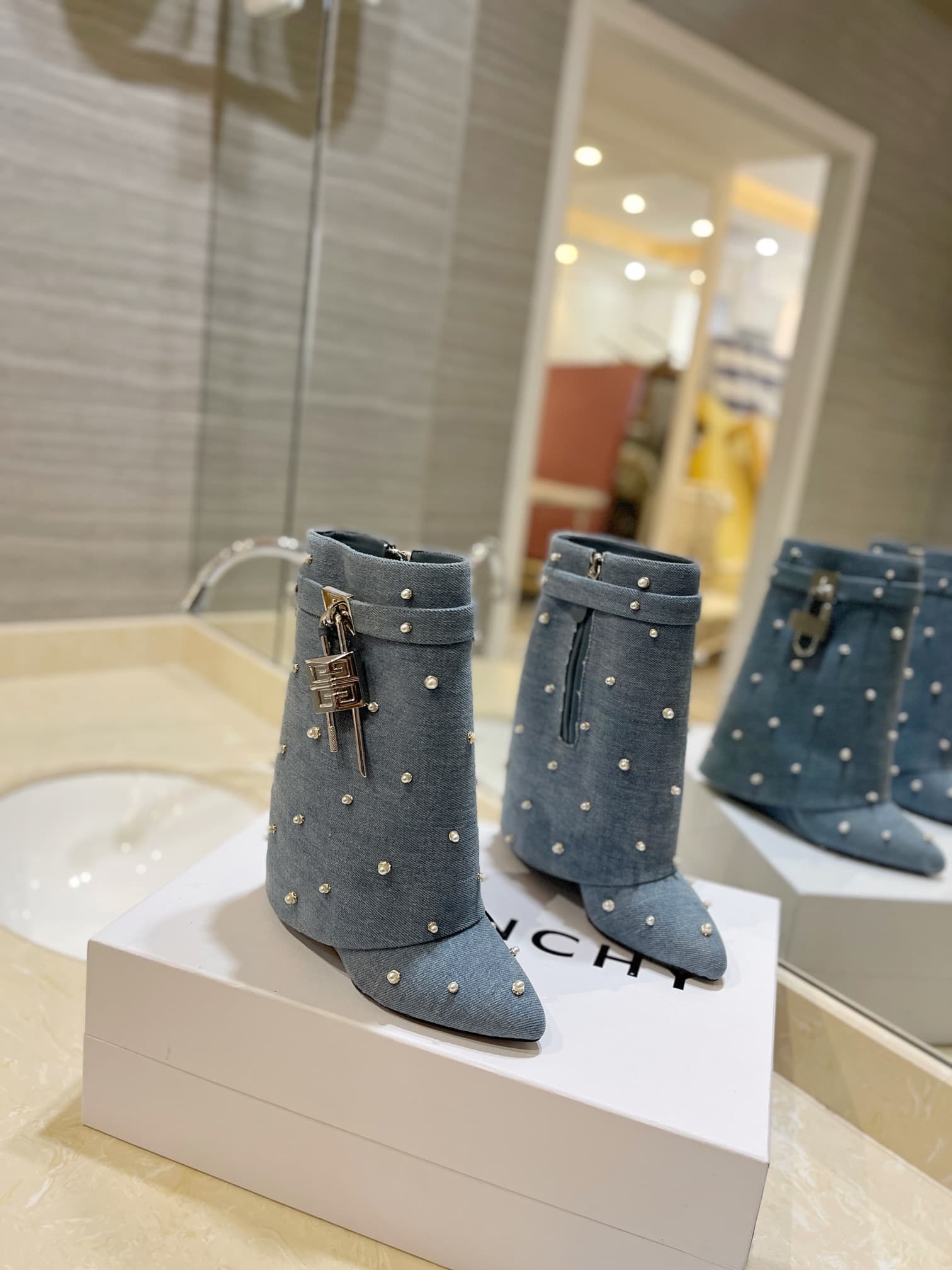 D6542 💰 Authentic, high-quality customized version from the store. — image 1