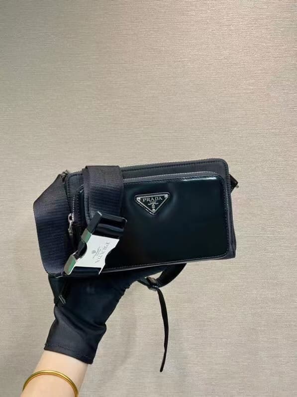 C6994 🎉New waist bag🎉2VH156A🎉 — image 1