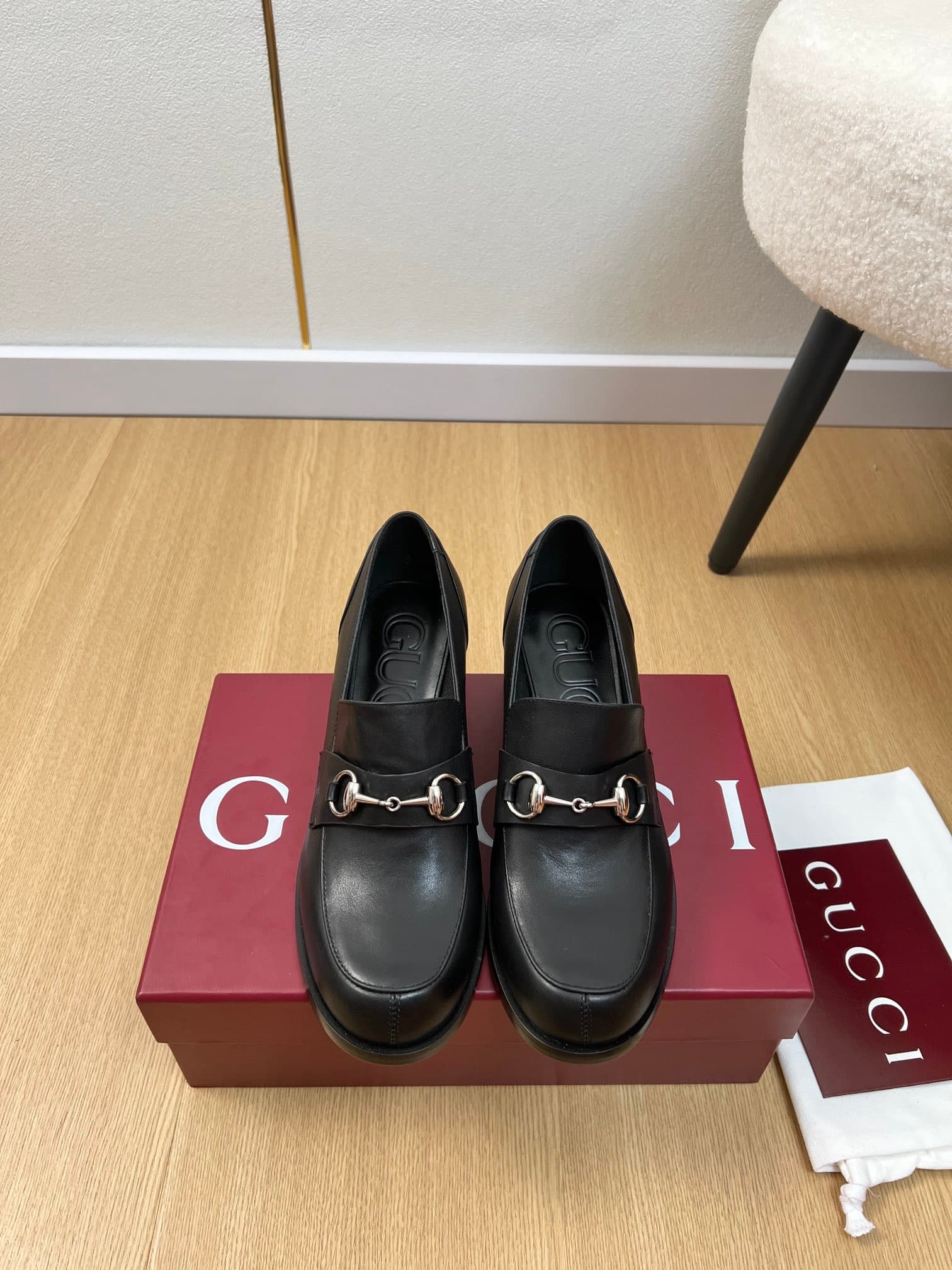 D6850 🍸 GUCCI Gucci | 𝟐𝟎𝟐5ˢˢ — image 1