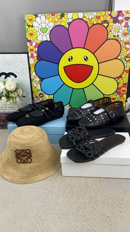 C36225 🎁✈✈Daily delivery of genuine products from the source; if you have any questions about the products, feel free to contact me — image 1