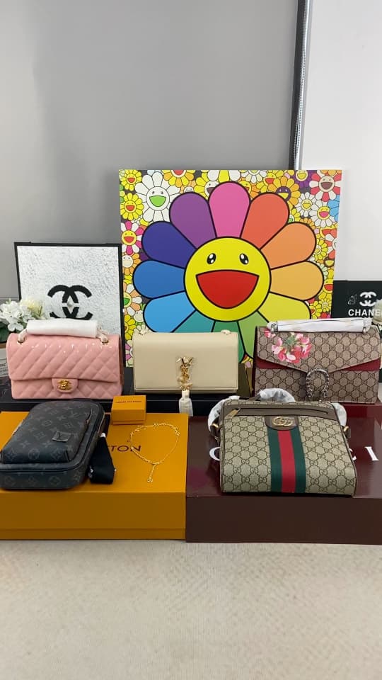C36208 🎁✈✈Daily delivery of genuine products from the source; if you have any questions about the products, feel free to contact me — image 1