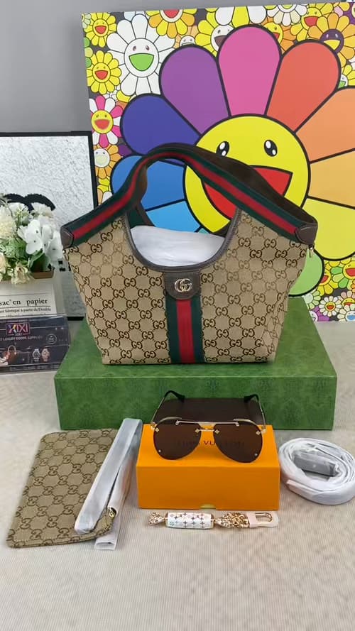 C36199 🎁✈✈Daily delivery of genuine products from actual shooting; if you have any questions about the products, feel free to contact me — image 1