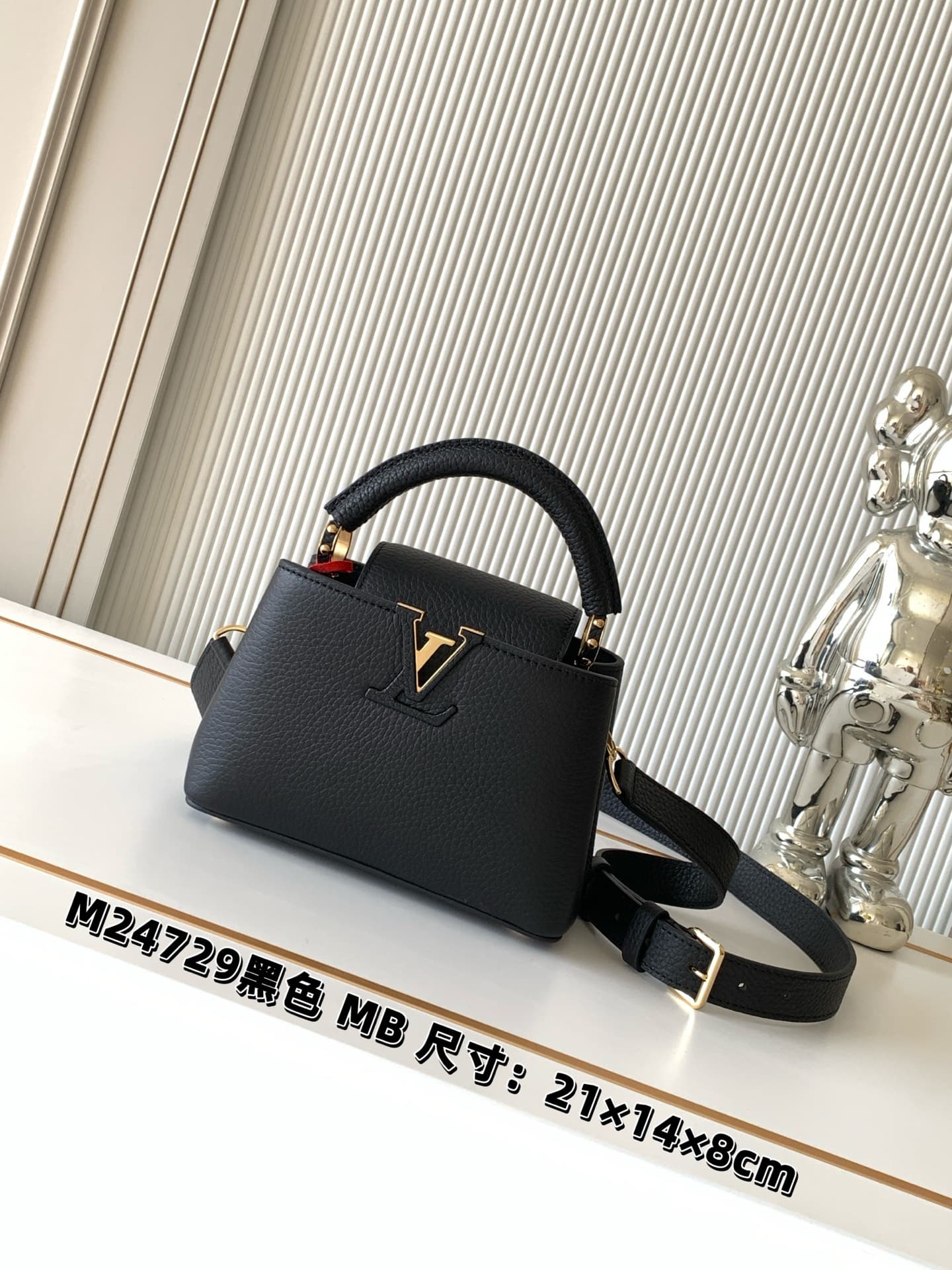 C4954 P【Full-steel hardware, MB163c01 variable code chip】High-quality product with complete packaging. CAPUCINES mini handbag, model number M24729, black color. This Capucines mini handbag is made of fine-quality Taurillon leather, with shiny handles and — image 1