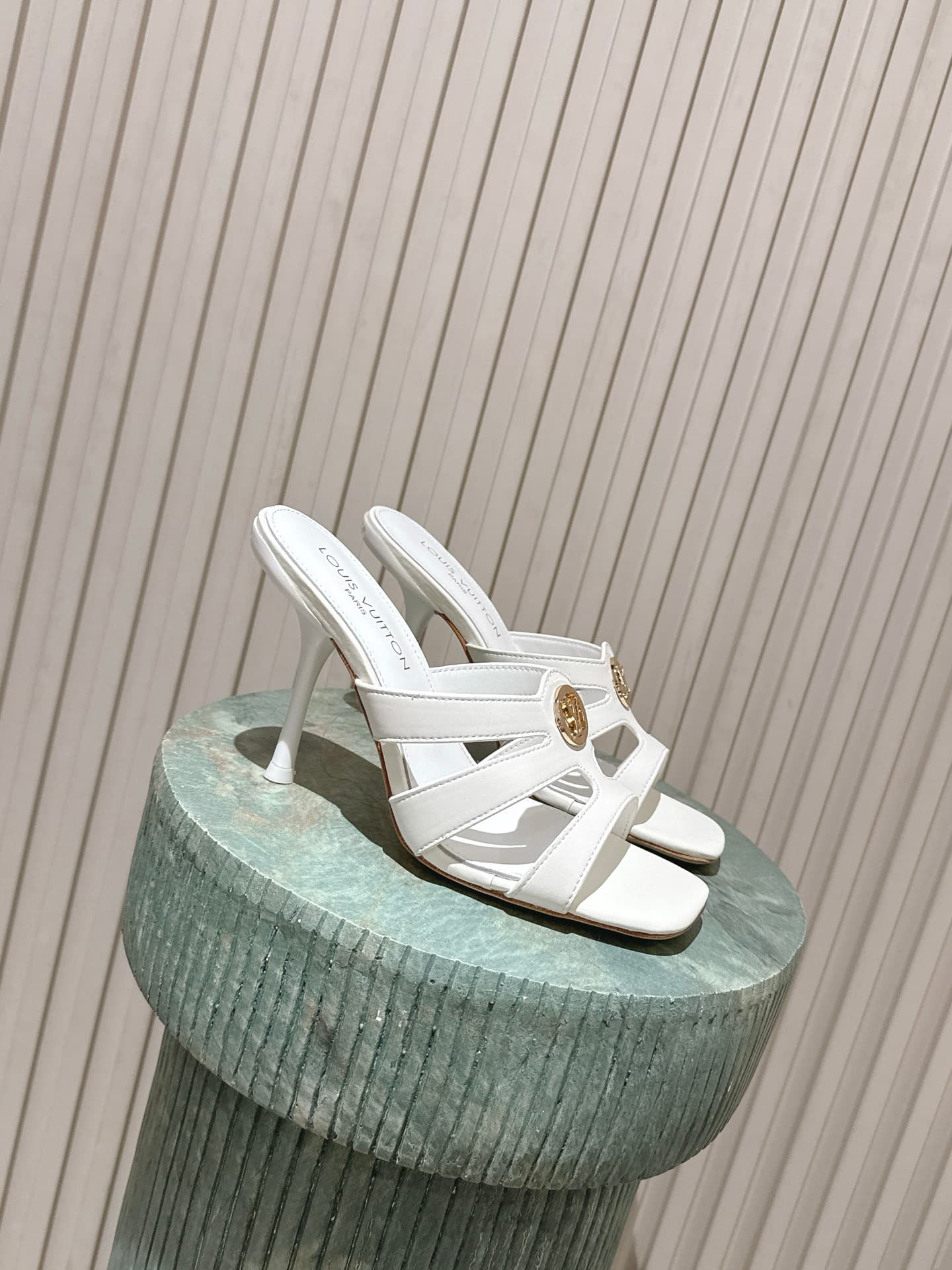 D9241 Top-tier version: — image 1