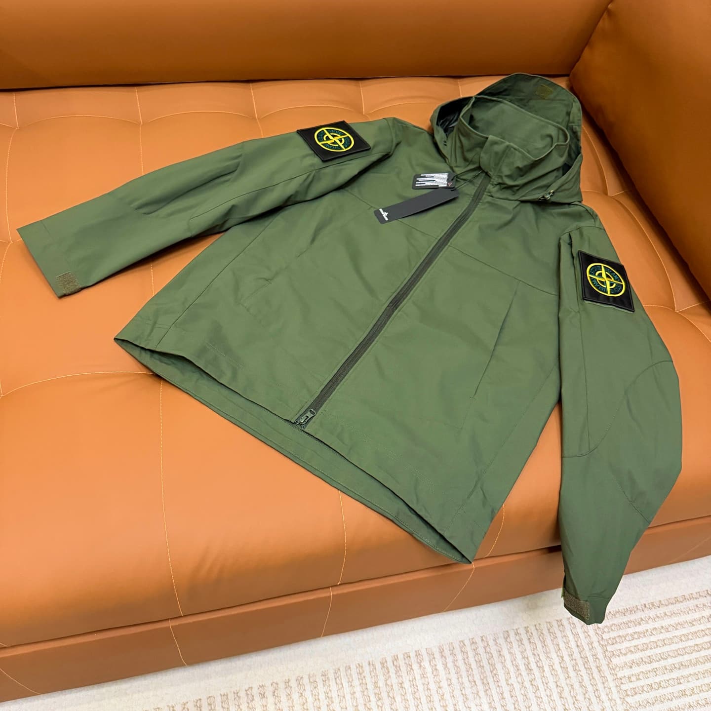 C12544 Stone Island ➡️ Classic Medal Functional Outdoor Windbreaker for Men and Women — image 1