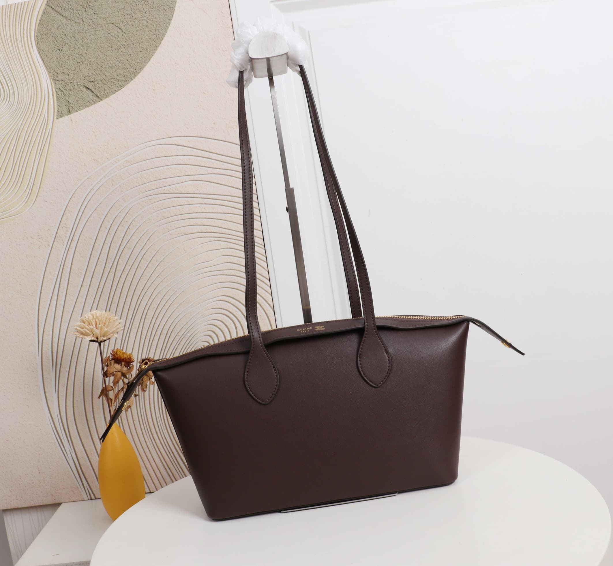 C468 .Celine Seline bag, dimensions: 26*19*8cm — image 1