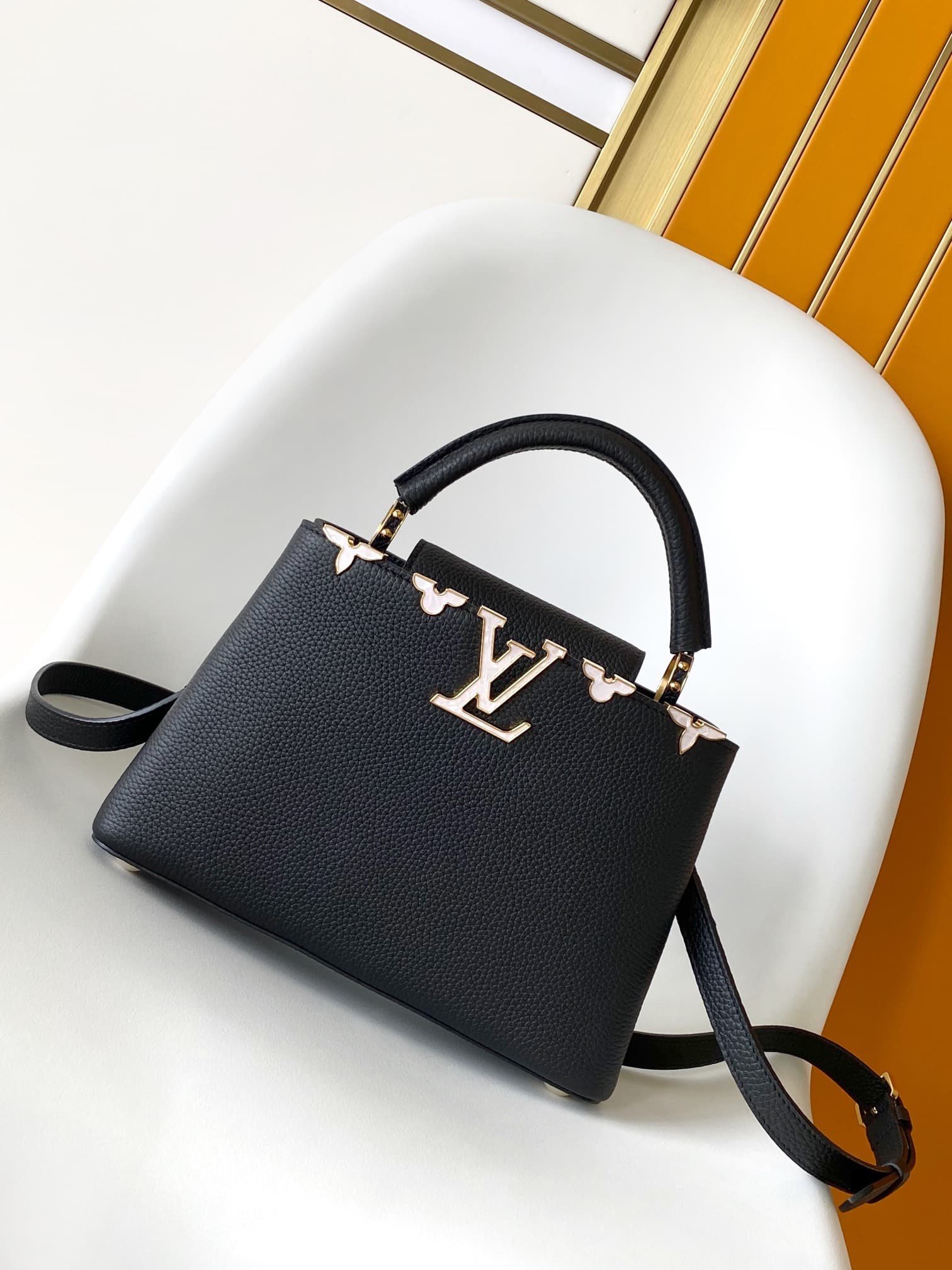 C5136 💰 Premium original leather, dynamic sizing capability — image 1