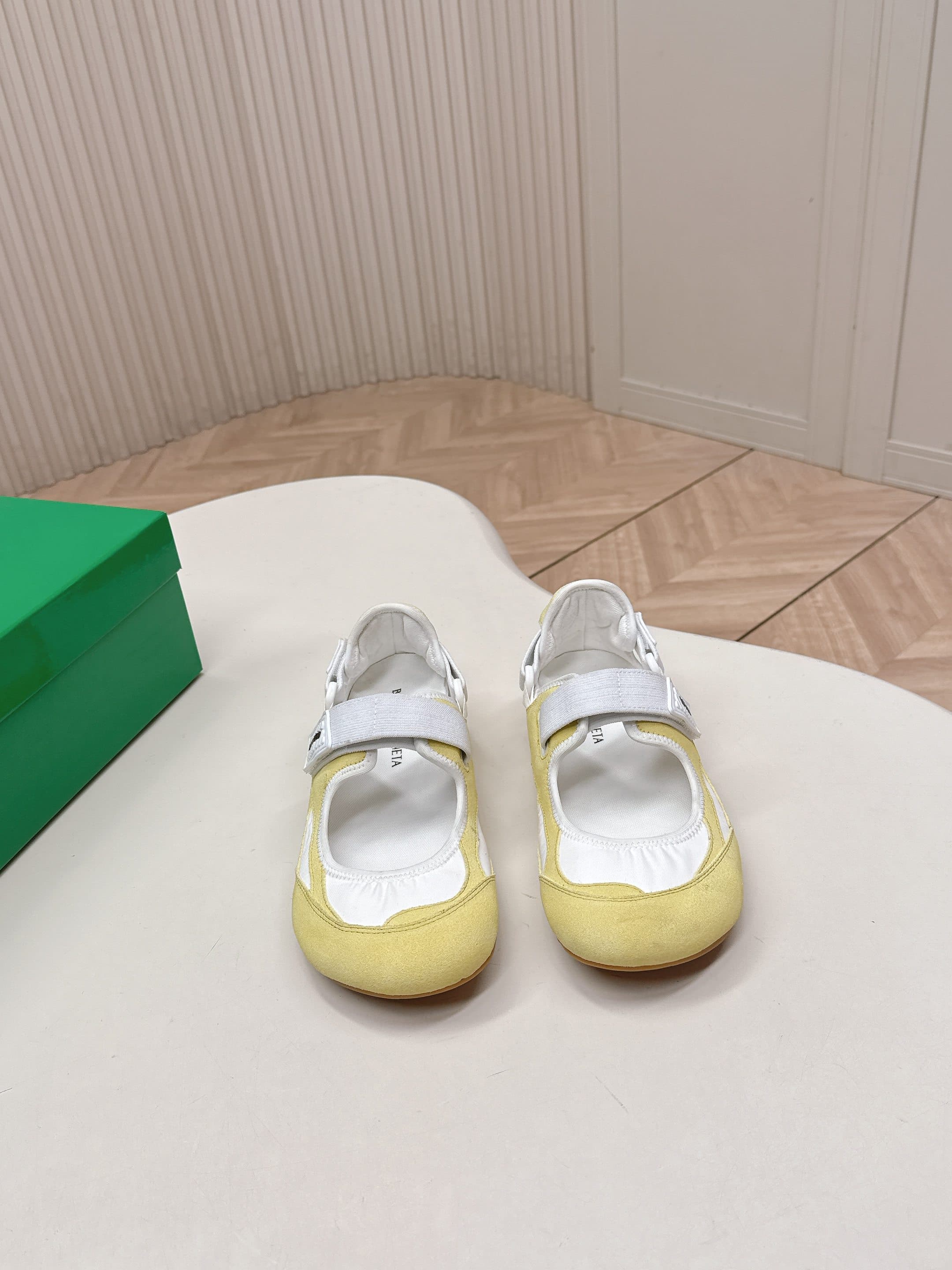 C190 New collection! Astaire Mary Jane ballet shoes with stretch laces and sport shoes 2026 — image 1