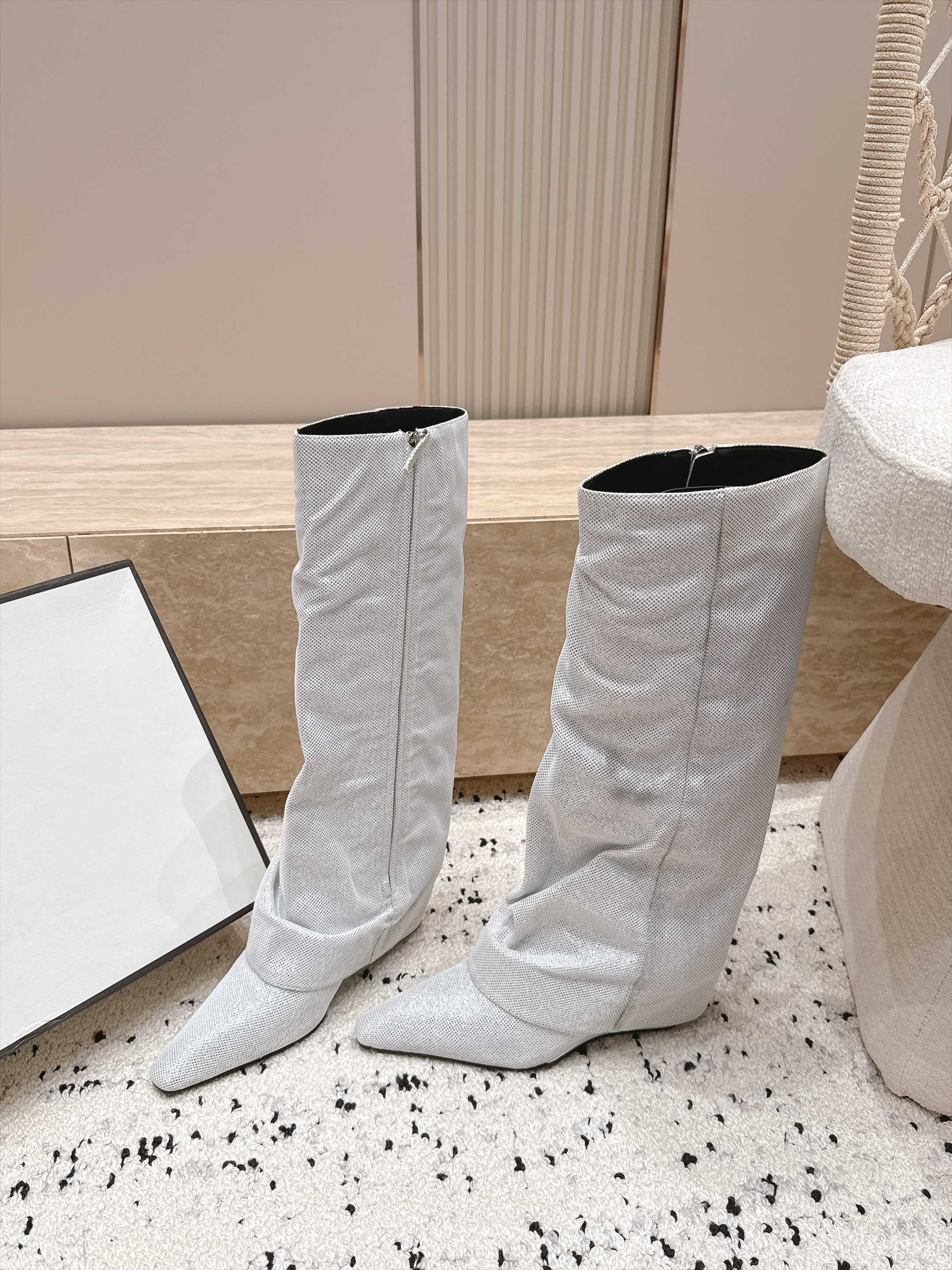D8688 1couhe Niche trendy brand 26/vs Autumn new model popular boots series… Square toe, thick heel pants boots — image 1