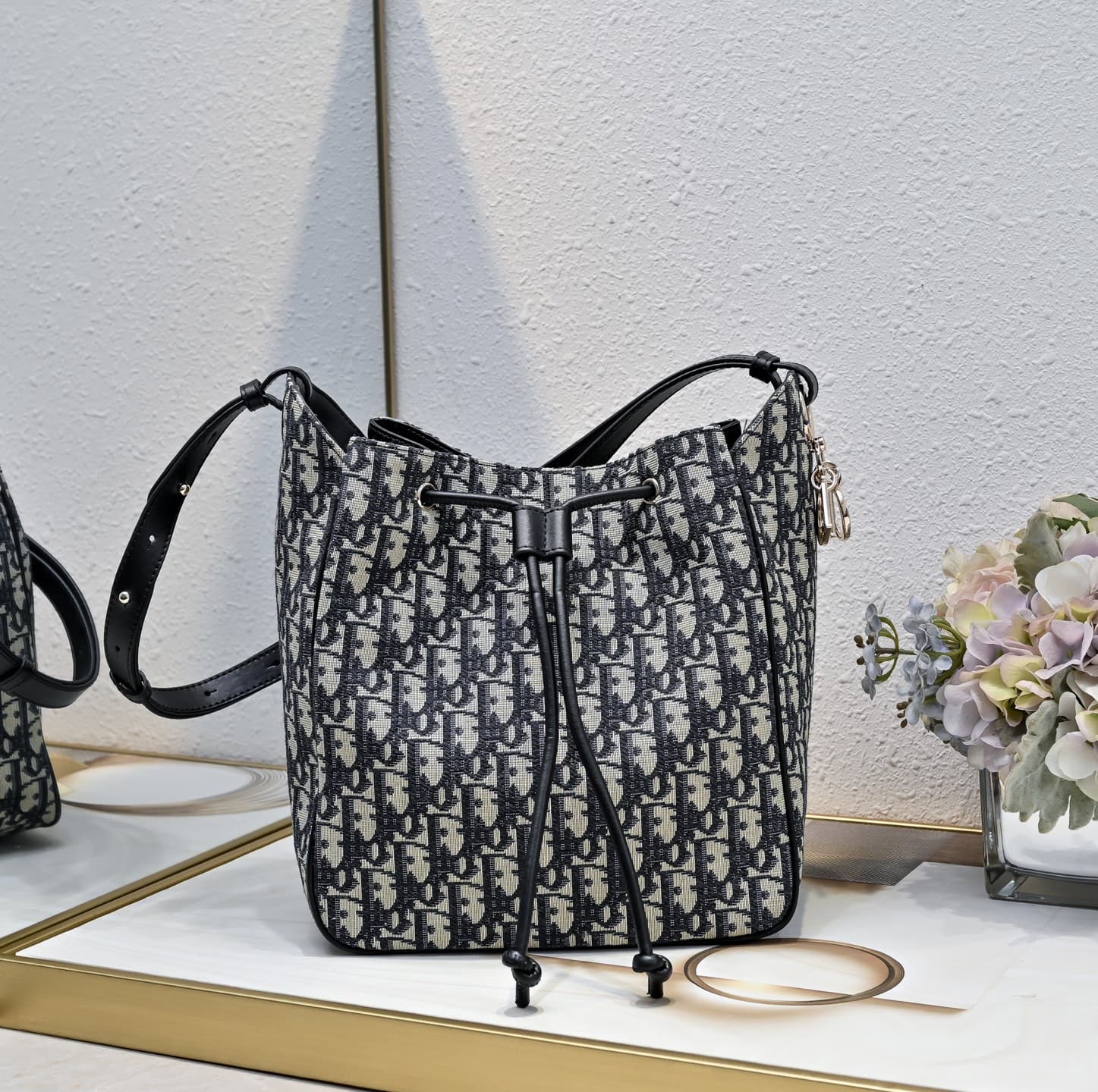 C1814 Large size D- bag — image 1