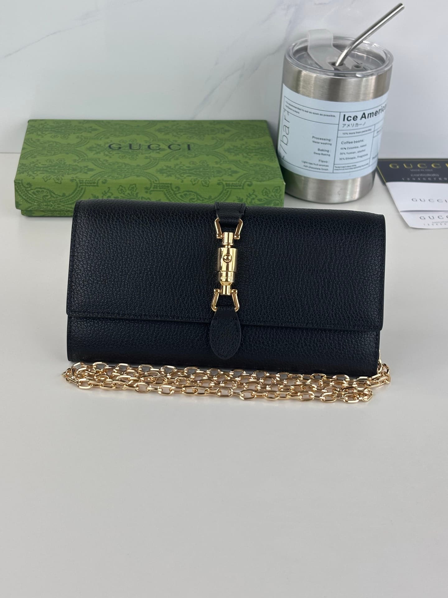 C3956 GUCCl2026 spring/summer collection is now available. The new small accessories collection features a design inspired by Gucci Jackie 1961 series, reinterpreting the classics with a modern style. This item can be carried on one shoulder. The carefull — image 1