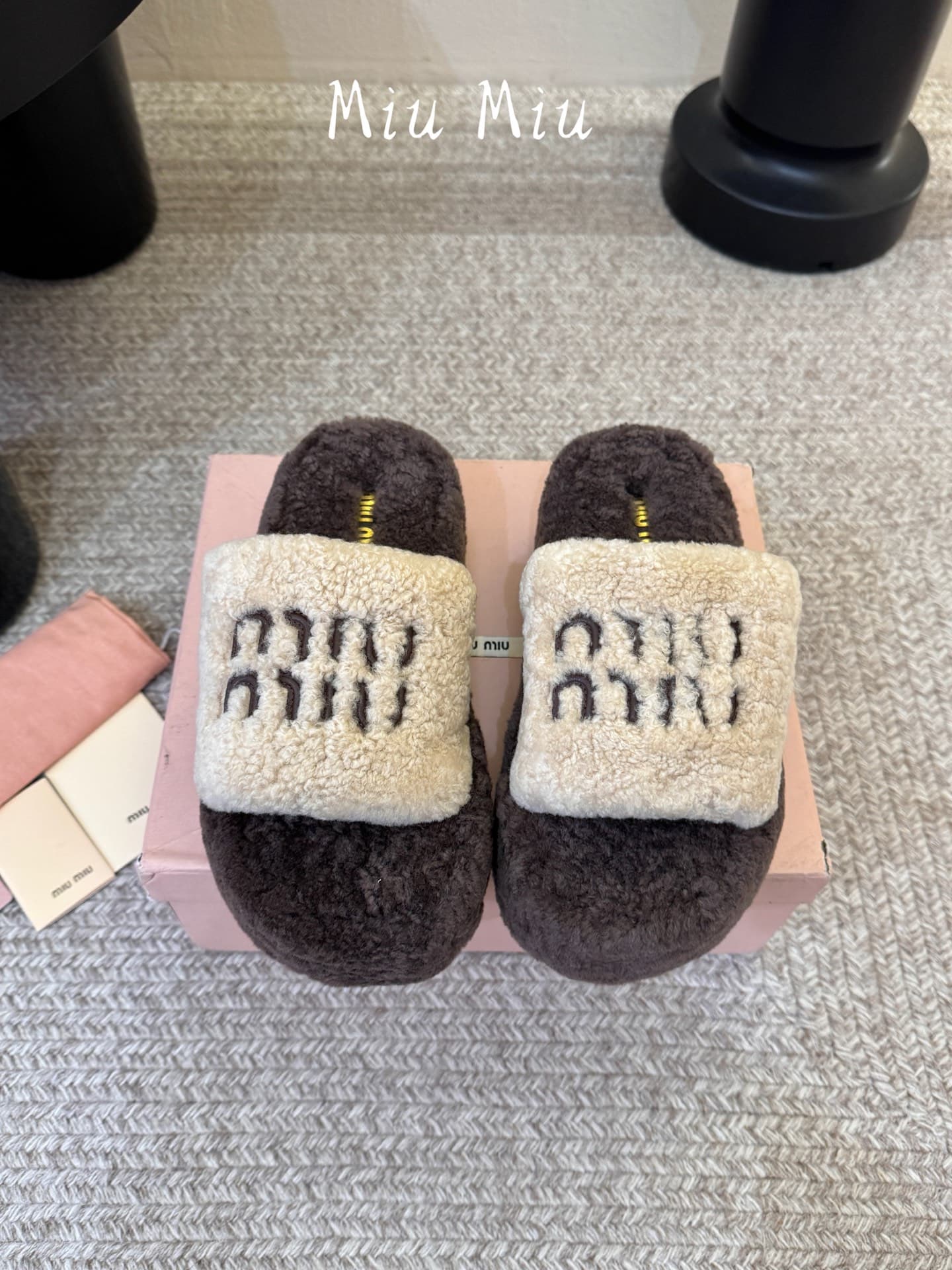 D10586 Miu Miu, Miu Miu – now available on the official online stores of various global importers. — image 1