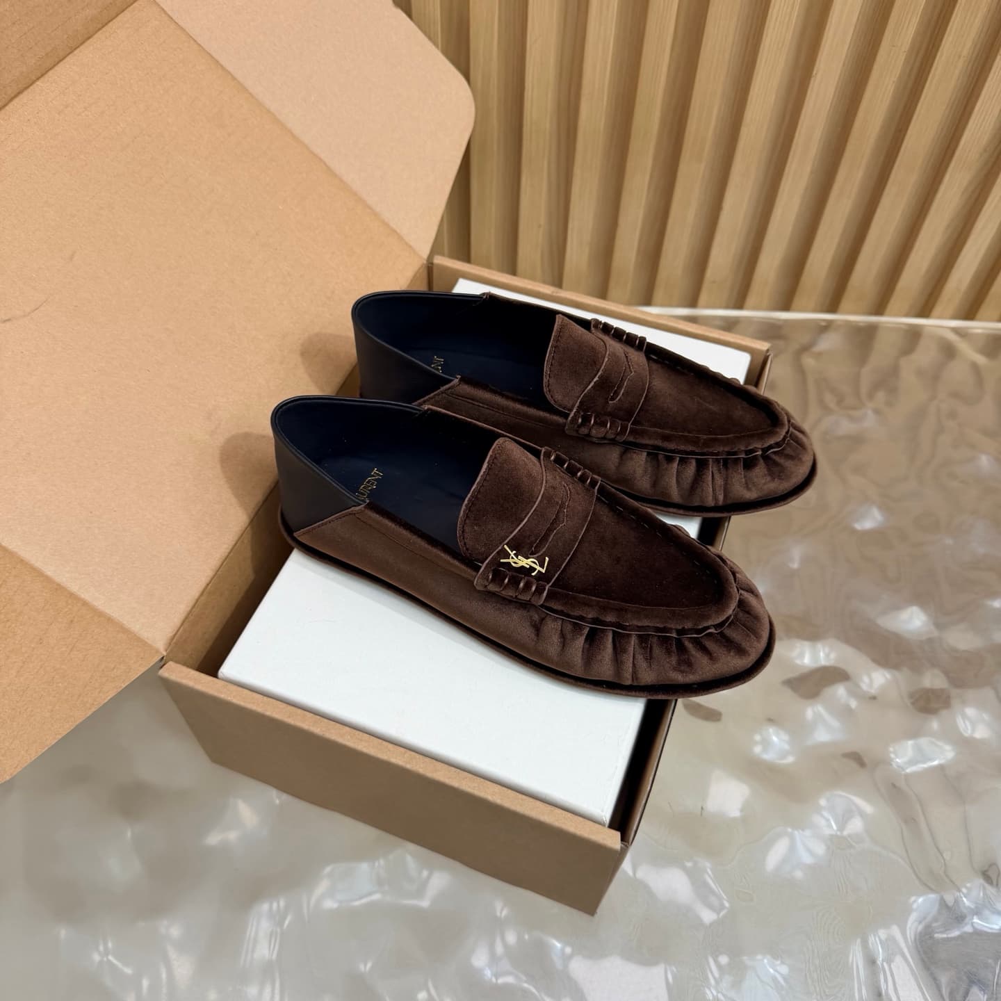 D12154 - Top-quality — image 1