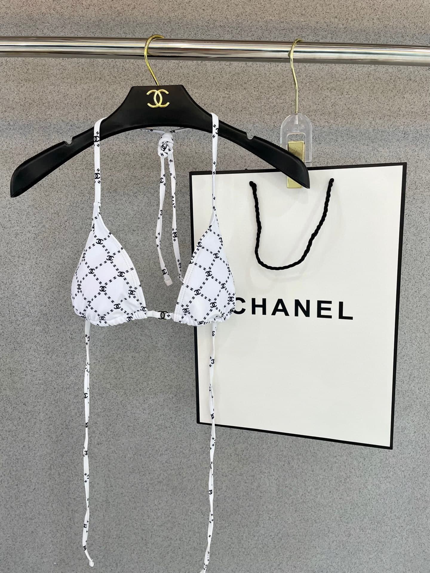 C24920 Chanel swimsuits – Chanel’s new bikinis 👙❤️😍🥰 are suitable for various swimming scenarios 🏊♀️ such as by the sea, in pools, in hot springs, at water parks, and during rafting trips 😌 They can be worn both as underwear and outer clothing. — image 1