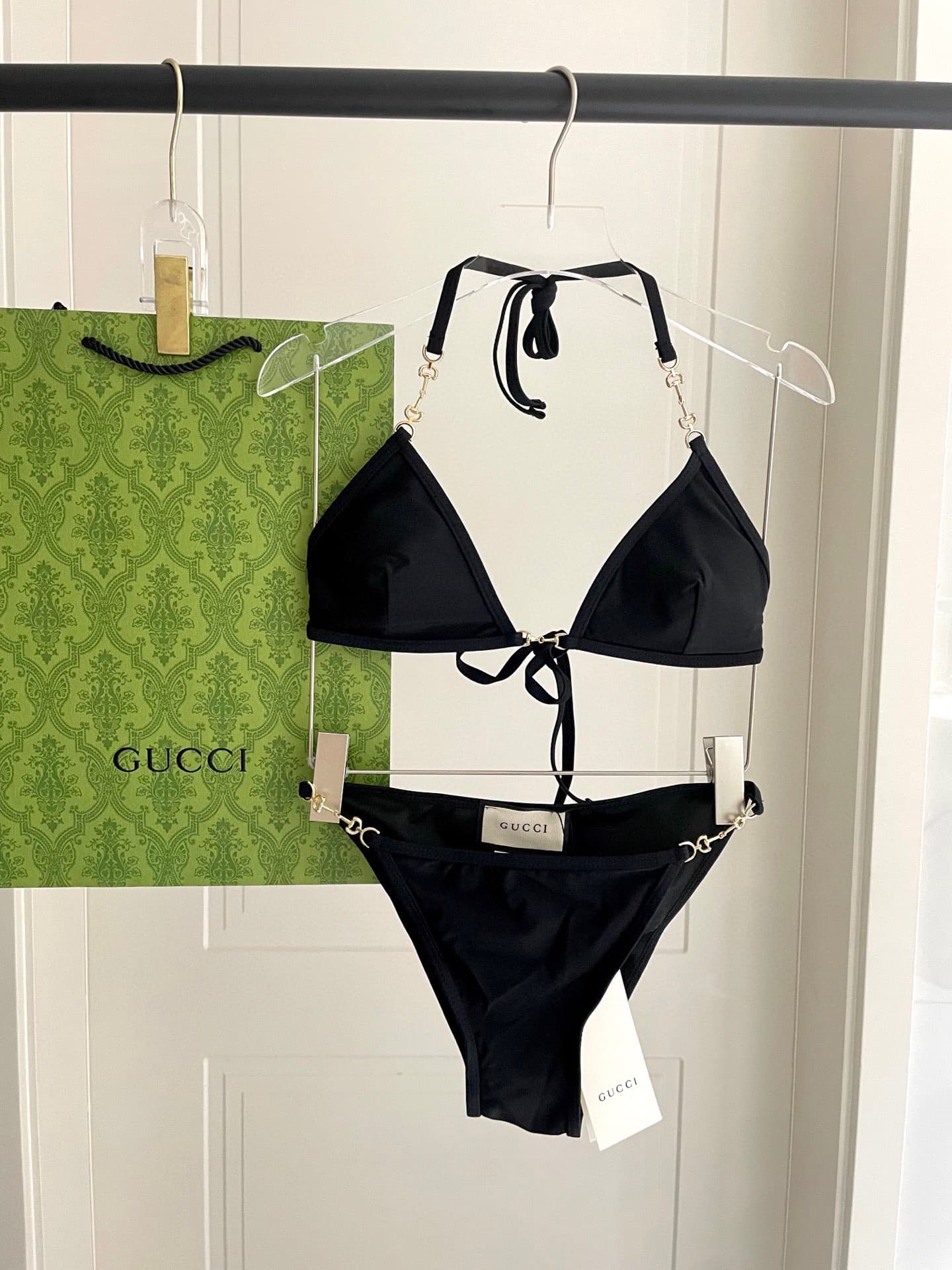 C24904 Gucci swimsuit – Gucci’s new bikini style 😍🥰 It’s a swimsuit suitable for various scenarios 🏊♀️ – by the sea, swimming pools, hot springs, water parks, and kayaking – it works well all the time 😌 It can also be worn with other items; the one-piece — image 1