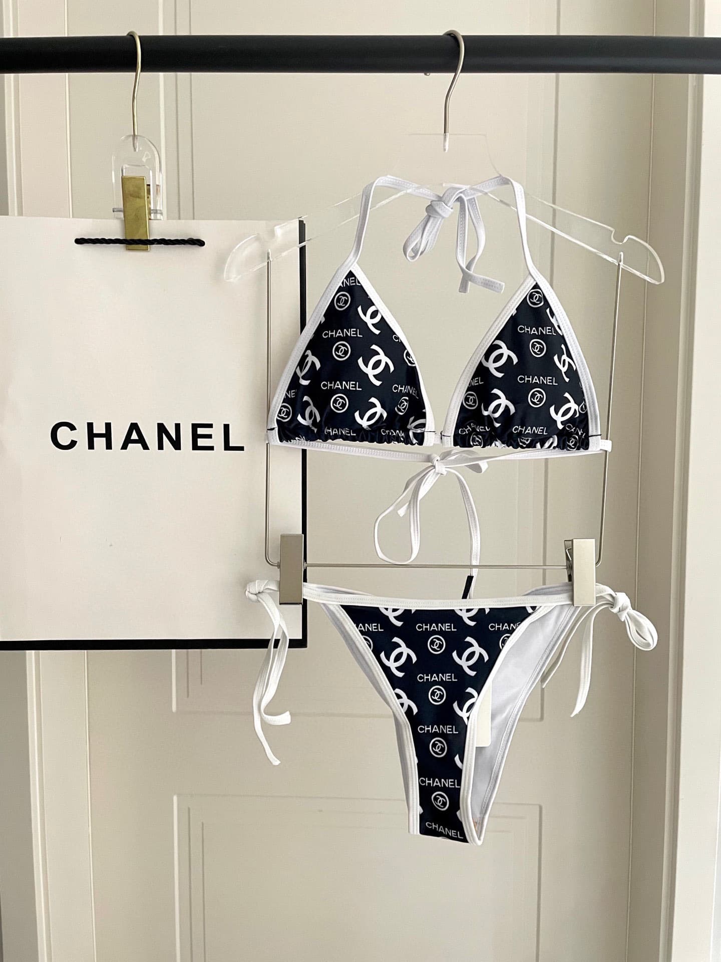 C24890 Chanel swimsuit – Chanel’s new patterned bikini 👙❤️😍🥰 It’s a swimsuit suitable for various occasions 🏊♀️ – on the beach, in swimming pools, hot springs, water parks, and for rafting too 😌 It can be worn both as an inner layer and as a outer layer. — image 1