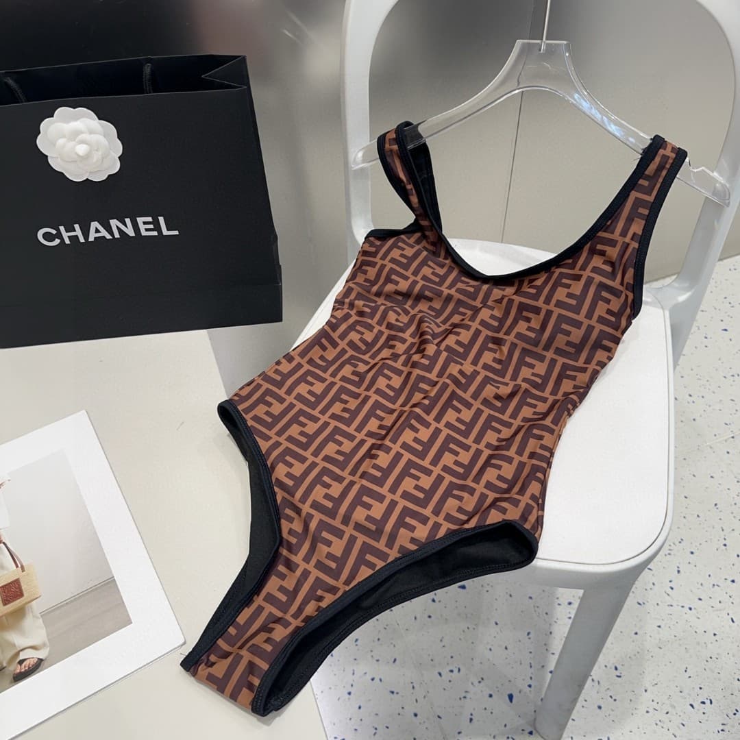 C24923 【♥️🍿️ Gaobanben with packaging】Fendi swimsuits — image 1