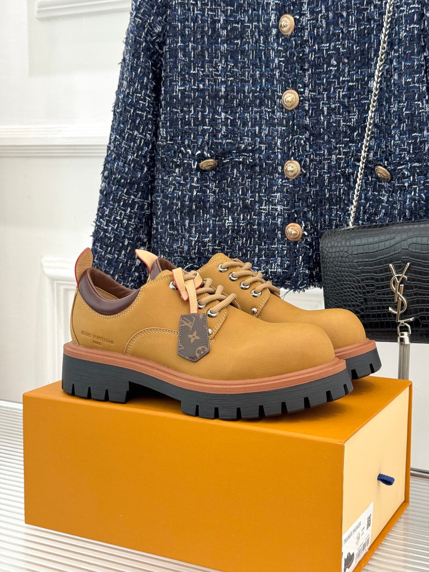 D9082 🏧𝐋𝐕 Remix derby new product — image 1
